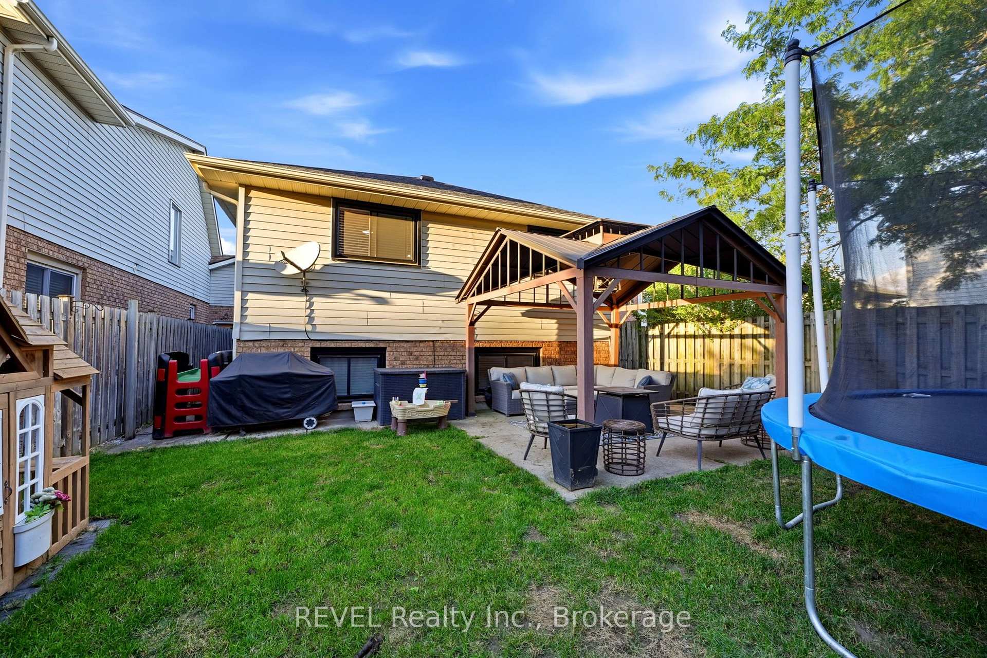 Photo 39 of 3370 Cardinal Drive, Niagara Falls, Mt. Carmel — HOMEH