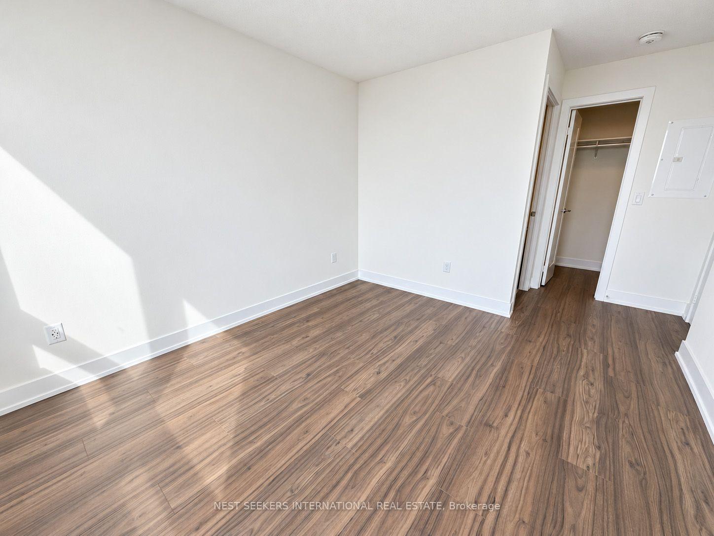 Photo 16 of Unit 2402, 10 Eva Road, Etobicoke, Etobicoke West Mall — HOMEH