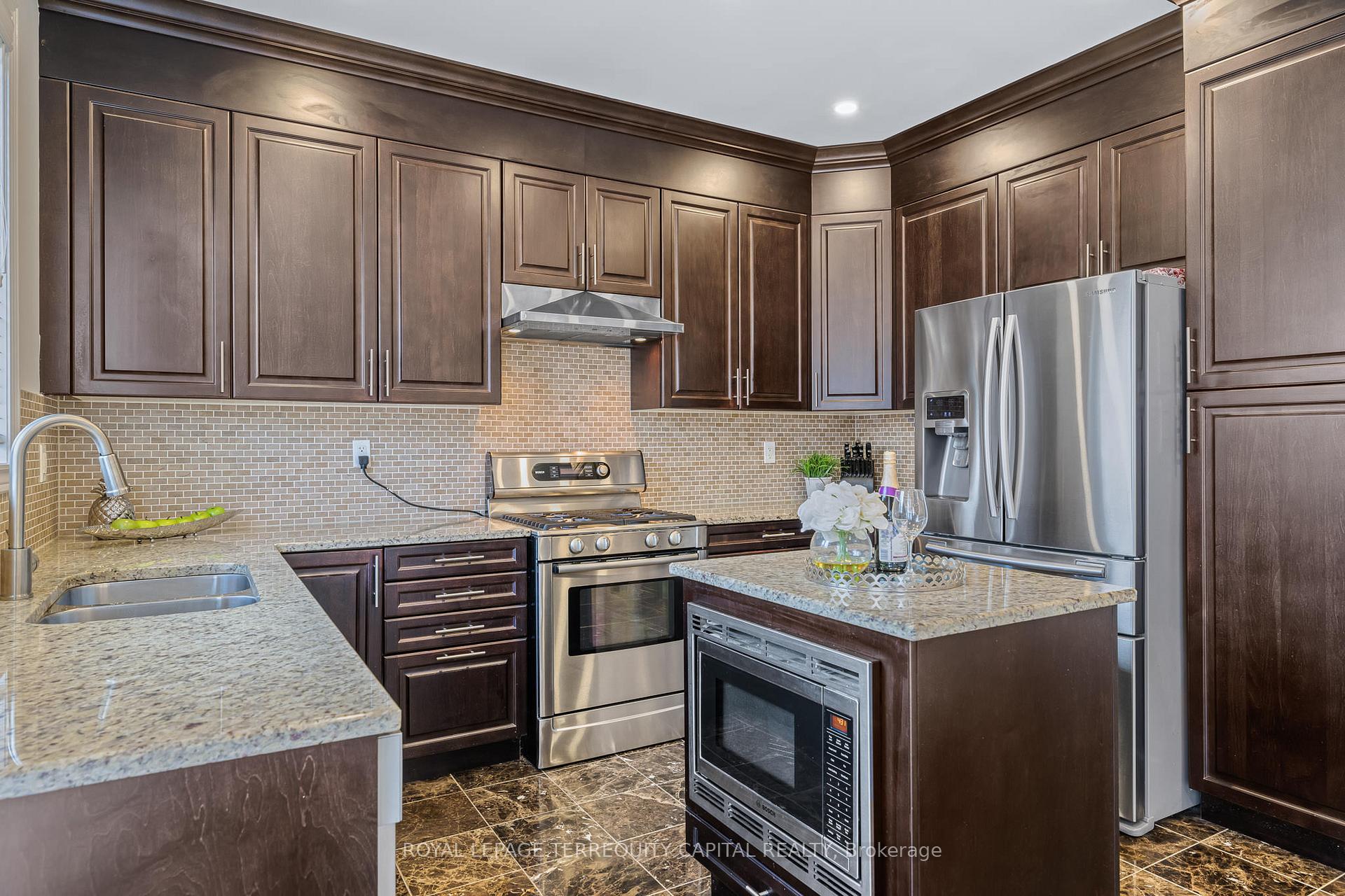 Photo 12 of 277 Chatfield Drive, Vaughan, Vellore Village — HOMEH