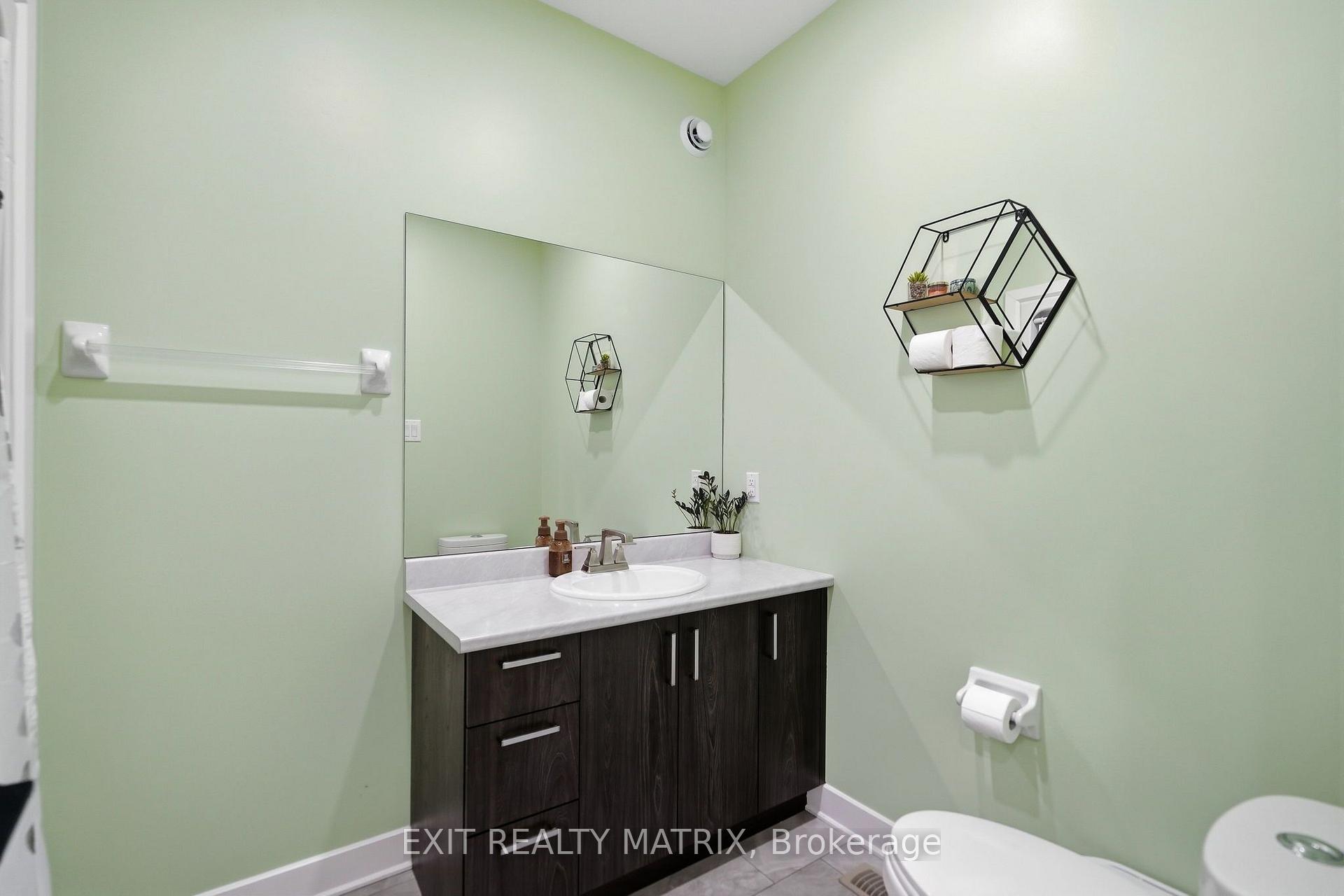 Photo 15 of 122 Pendleton Street, Champlain, Vankleek Hill — HOMEH