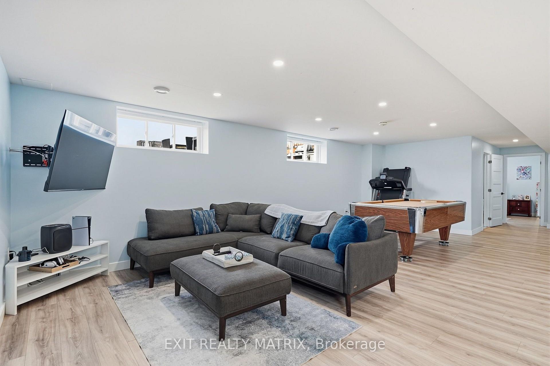 Photo 23 of 122 Pendleton Street, Champlain, Vankleek Hill — HOMEH
