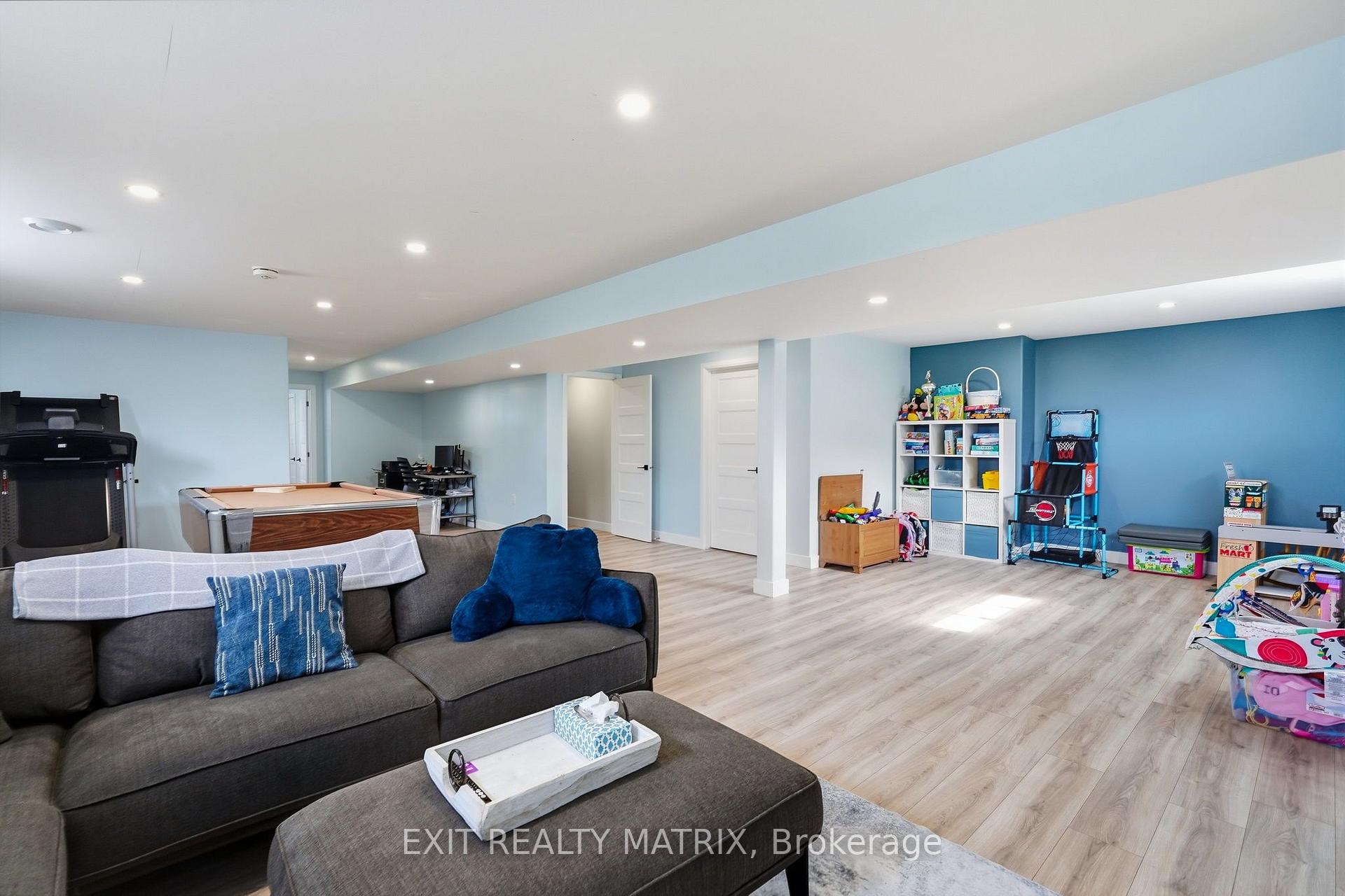 Photo 24 of 122 Pendleton Street, Champlain, Vankleek Hill — HOMEH