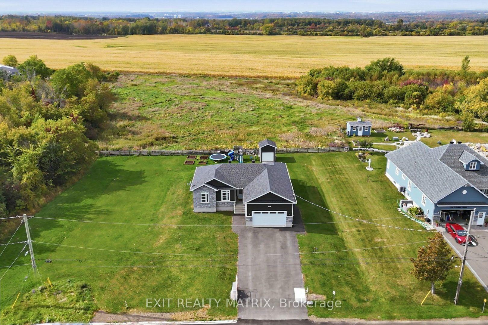 Photo 37 of 122 Pendleton Street, Champlain, Vankleek Hill — HOMEH