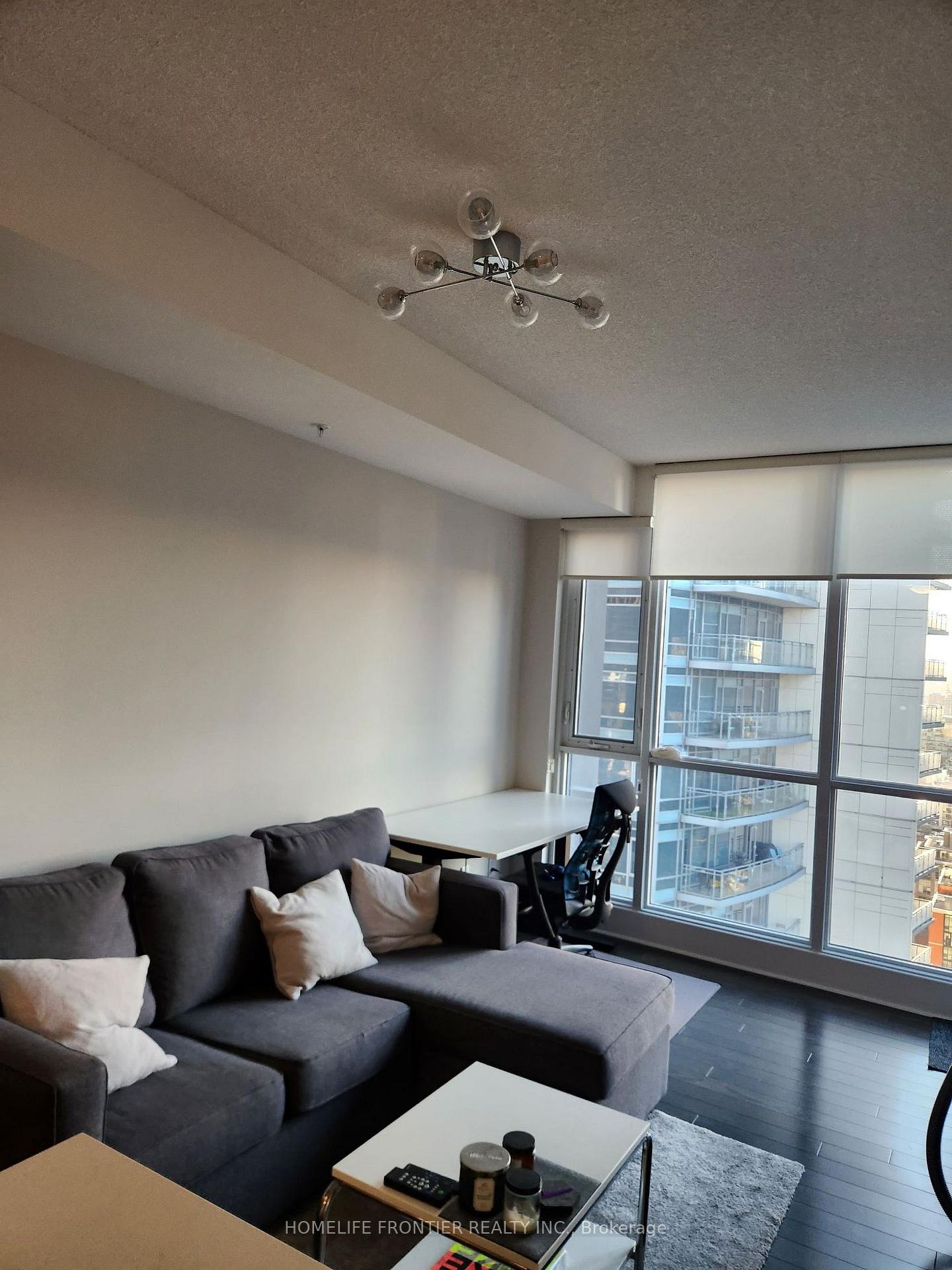 Photo 8 of Unit 3211, 295 Adelaide Street W, Toronto, Waterfront Communities — HOMEH