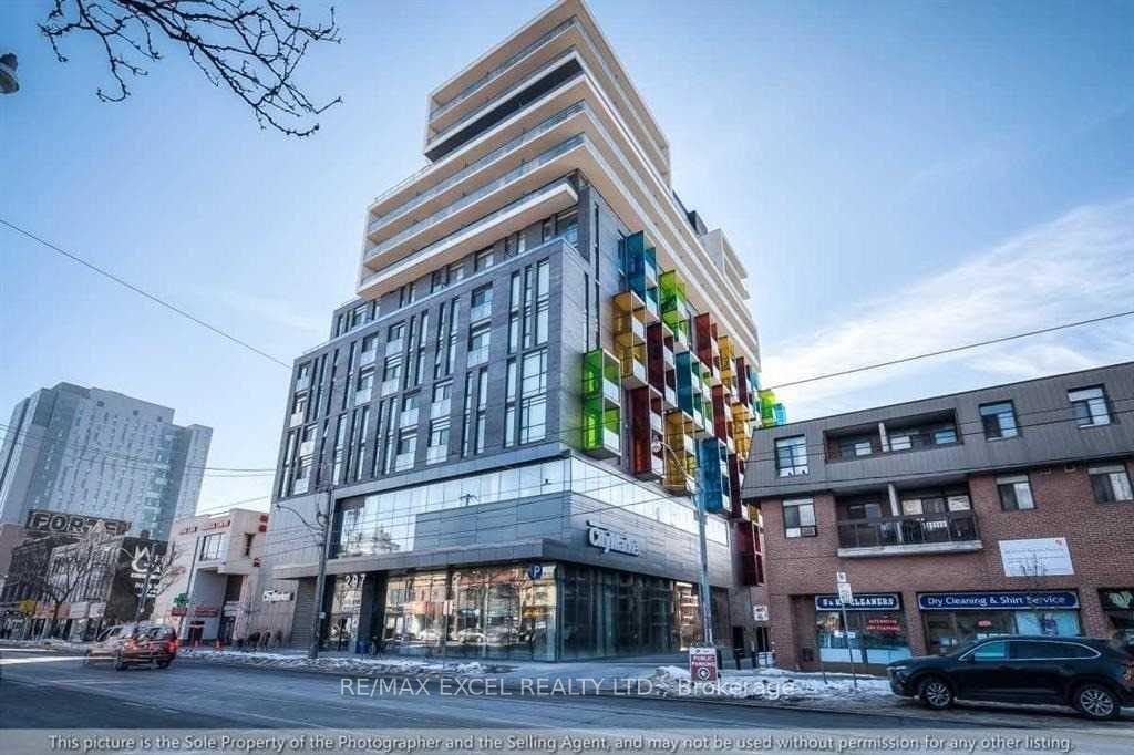 Photo of Unit 1001, 297 College Street