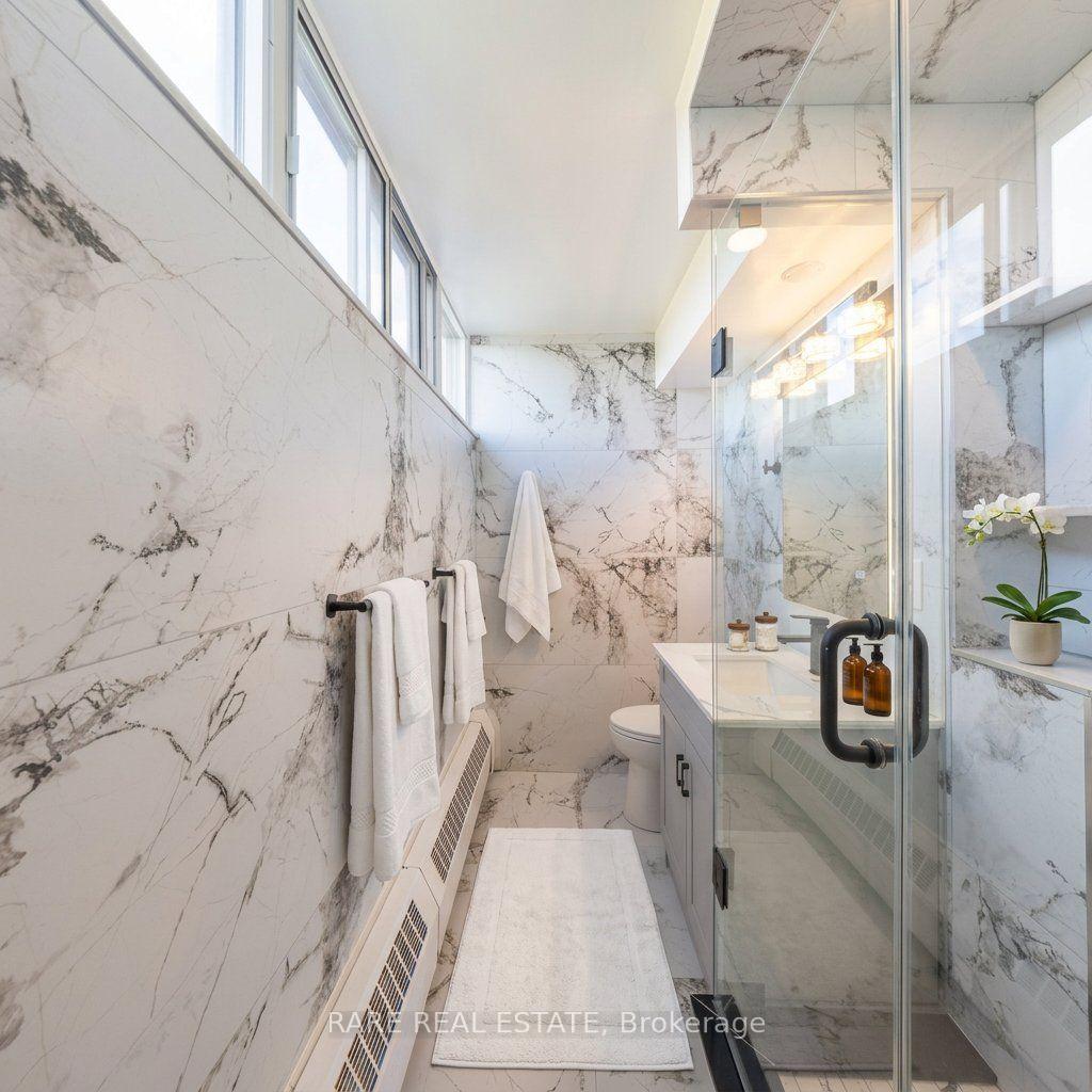 Photo 5 of Unit 914, 60 Pavane Linkway, Toronto, Flemingdon Park — HOMEH