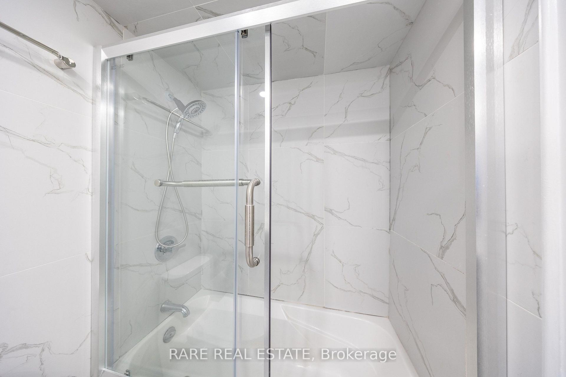 Photo 11 of Unit 914, 60 Pavane Linkway, Toronto, Flemingdon Park — HOMEH