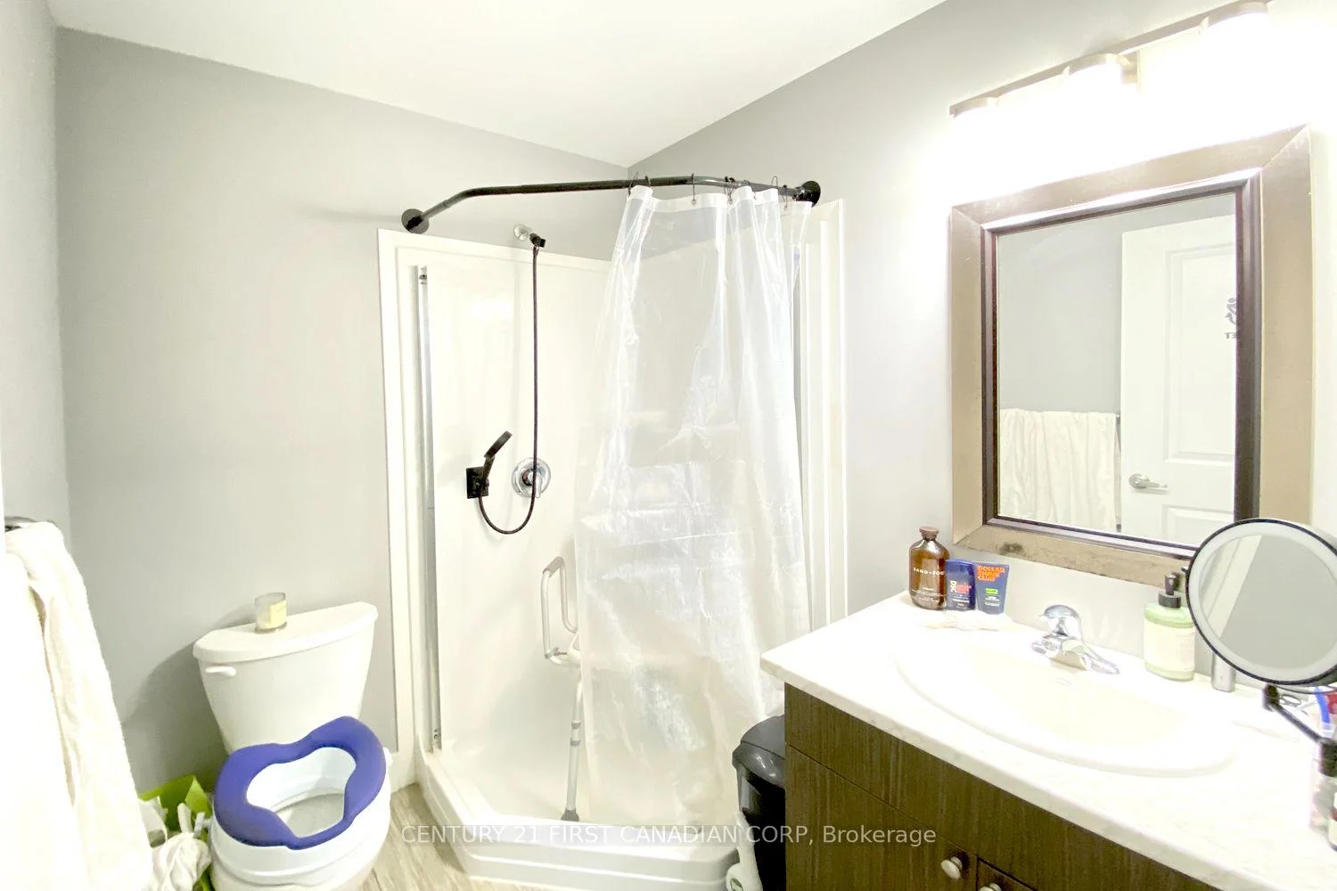 Photo 10 of Unit 100, 2070 Meadowgate Boulevard, London, South U — HOMEH
