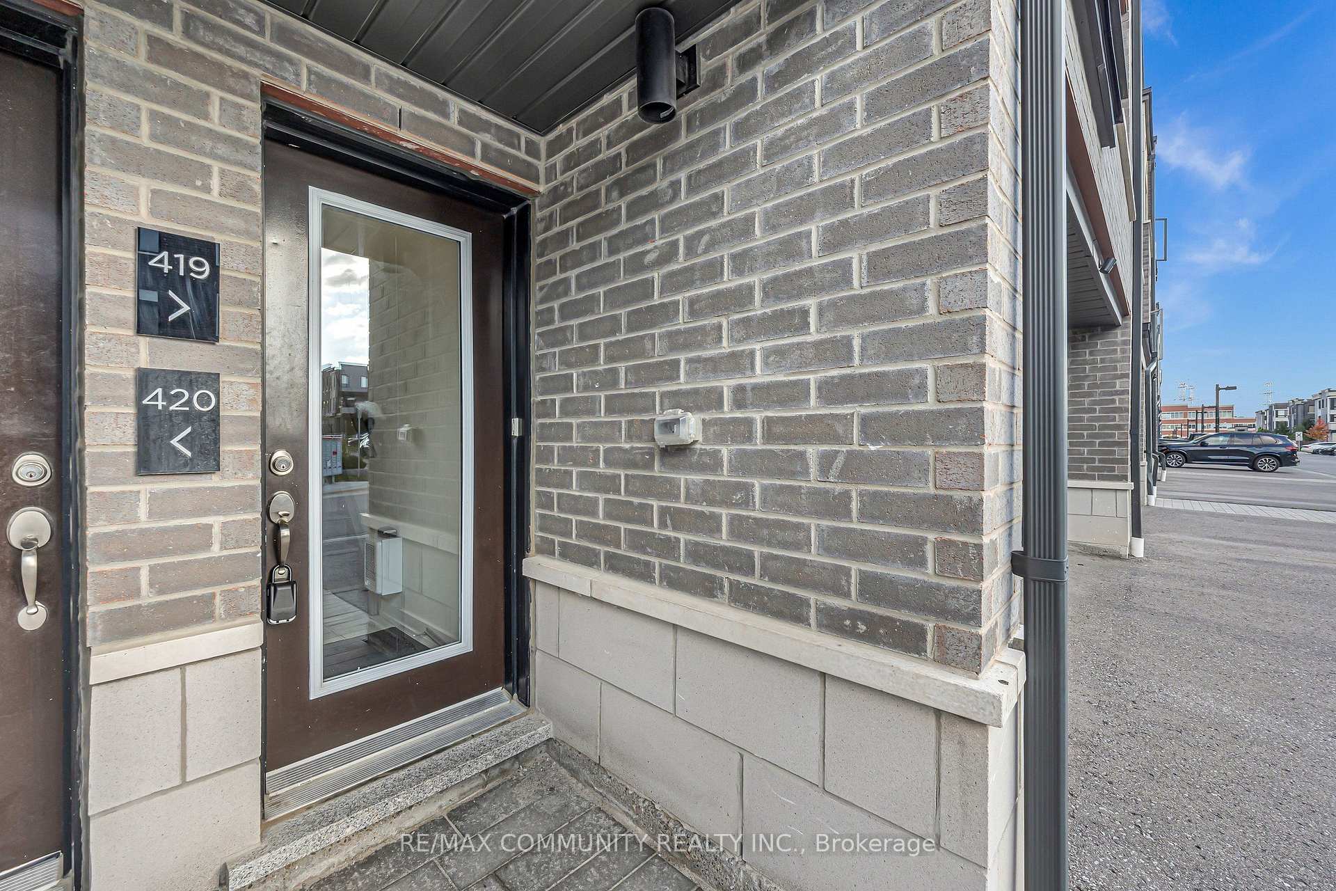 Photo 5 of Unit 419, 2550 Castlegate Crossing, Pickering, Duffin Heights — HOMEH