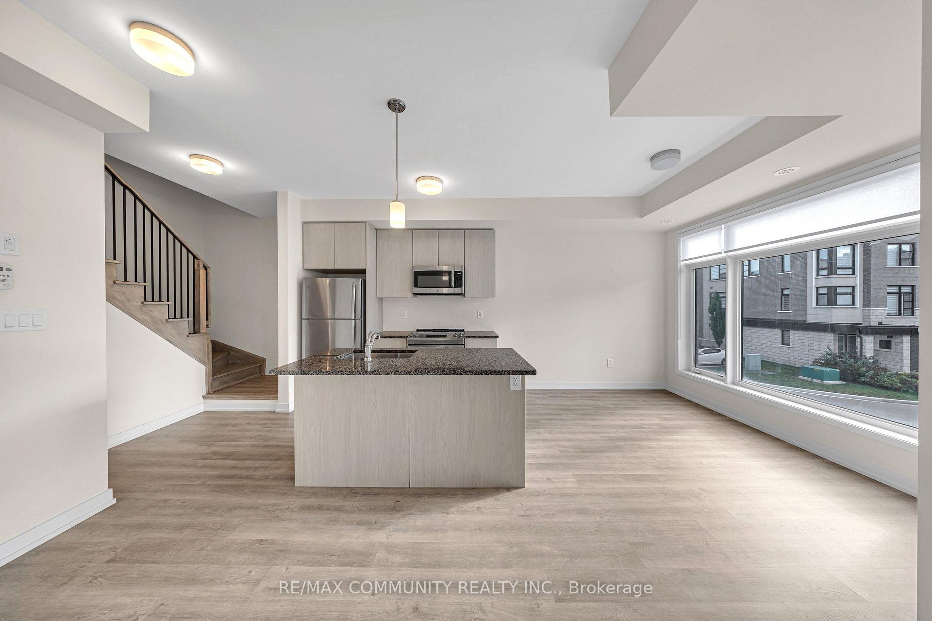 Photo 7 of Unit 419, 2550 Castlegate Crossing, Pickering, Duffin Heights — HOMEH