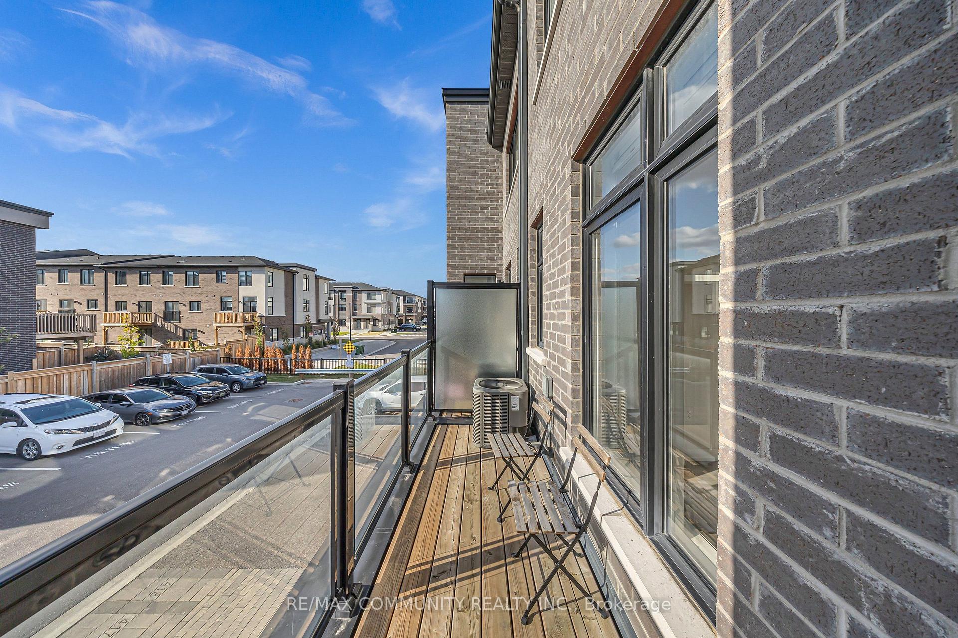 Photo 11 of Unit 419, 2550 Castlegate Crossing, Pickering, Duffin Heights — HOMEH