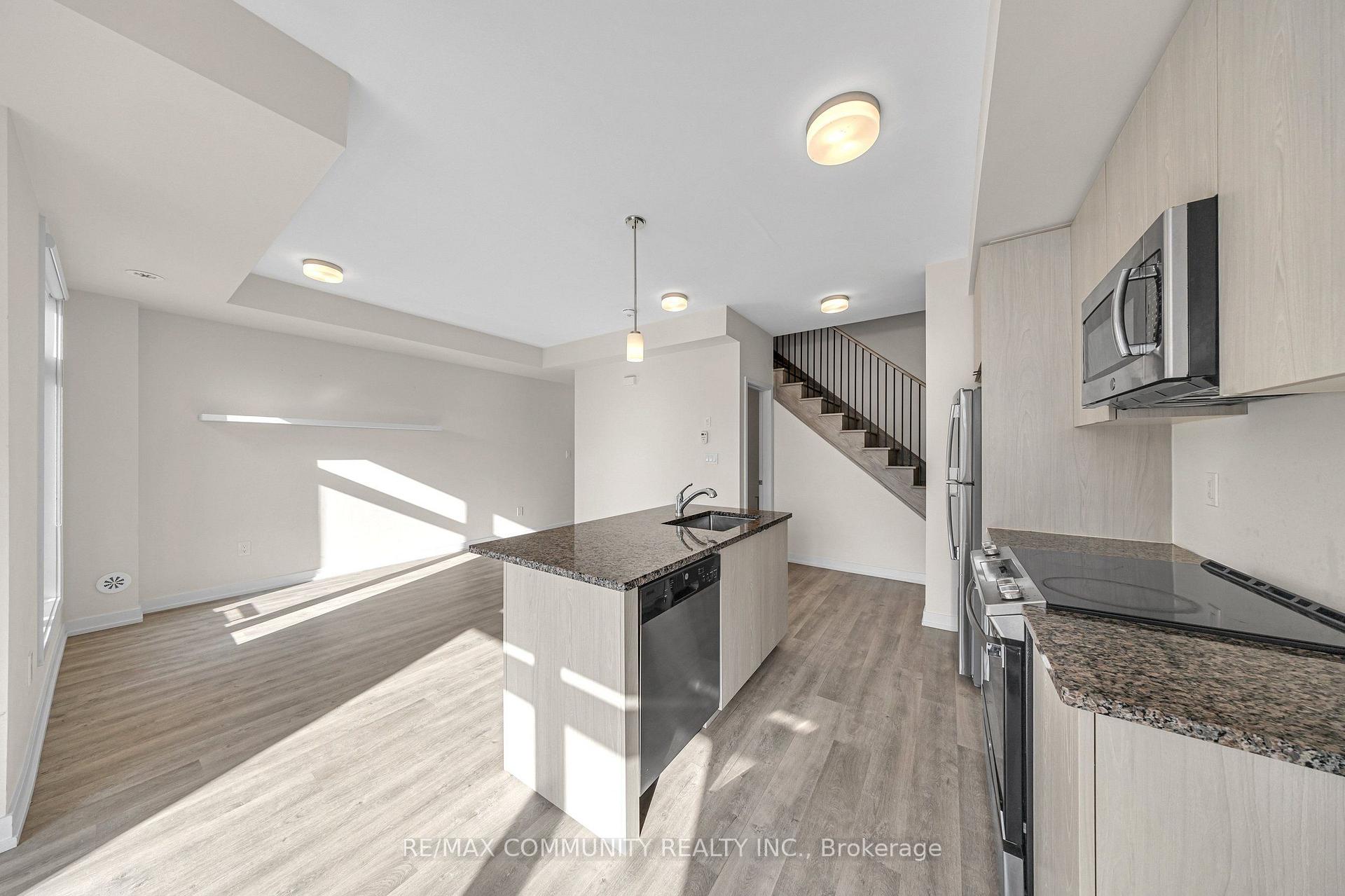 Photo 12 of Unit 419, 2550 Castlegate Crossing, Pickering, Duffin Heights — HOMEH