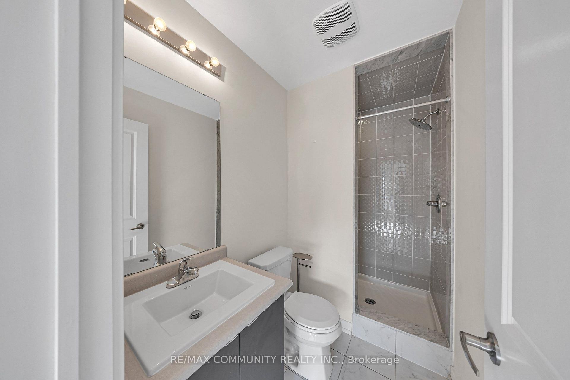 Photo 17 of Unit 419, 2550 Castlegate Crossing, Pickering, Duffin Heights — HOMEH
