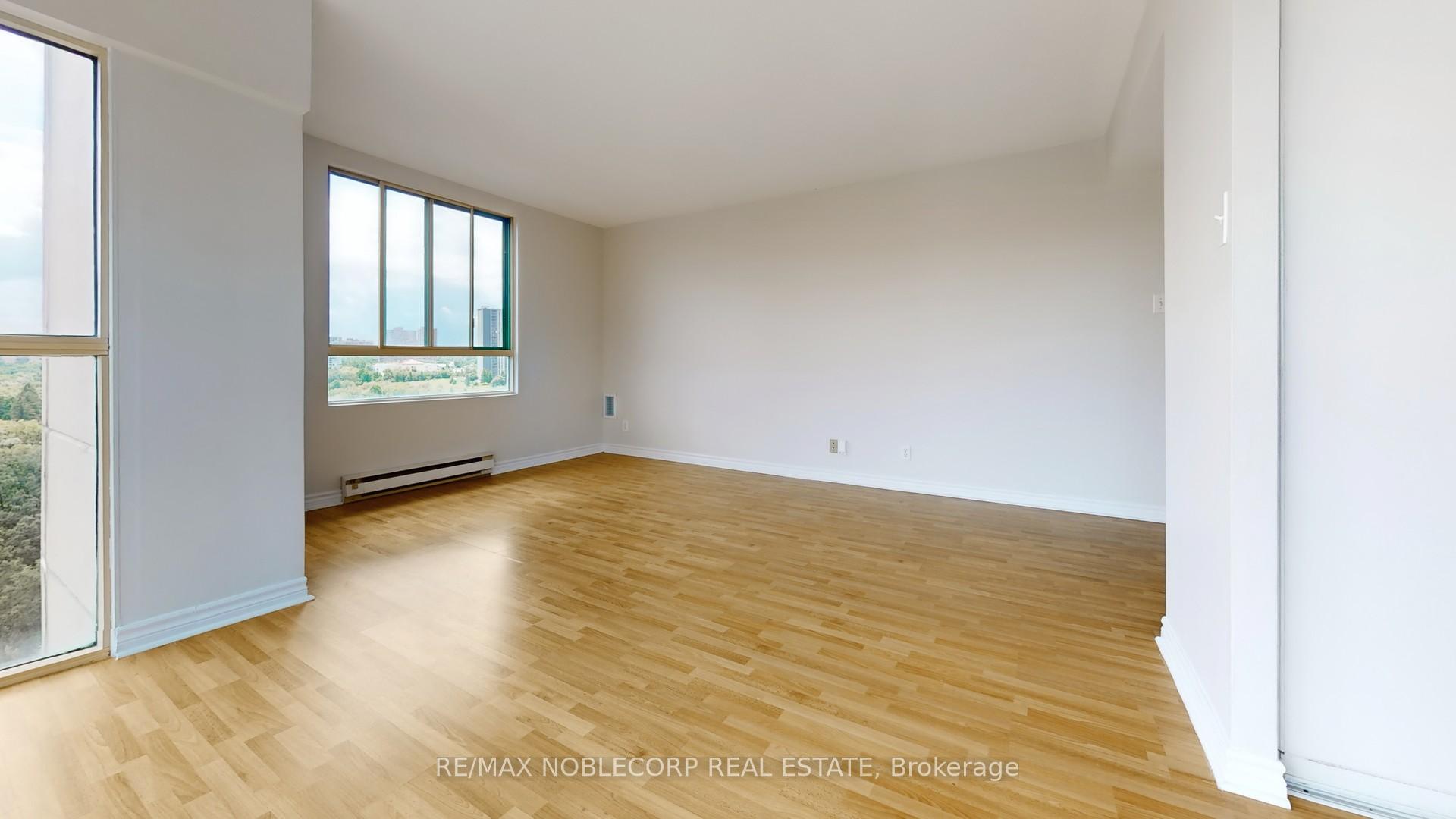 Photo 4 of Unit 906, 41 Markbrook Lane, Etobicoke, Mount Olive-Silverstone-Jamestown — HOMEH