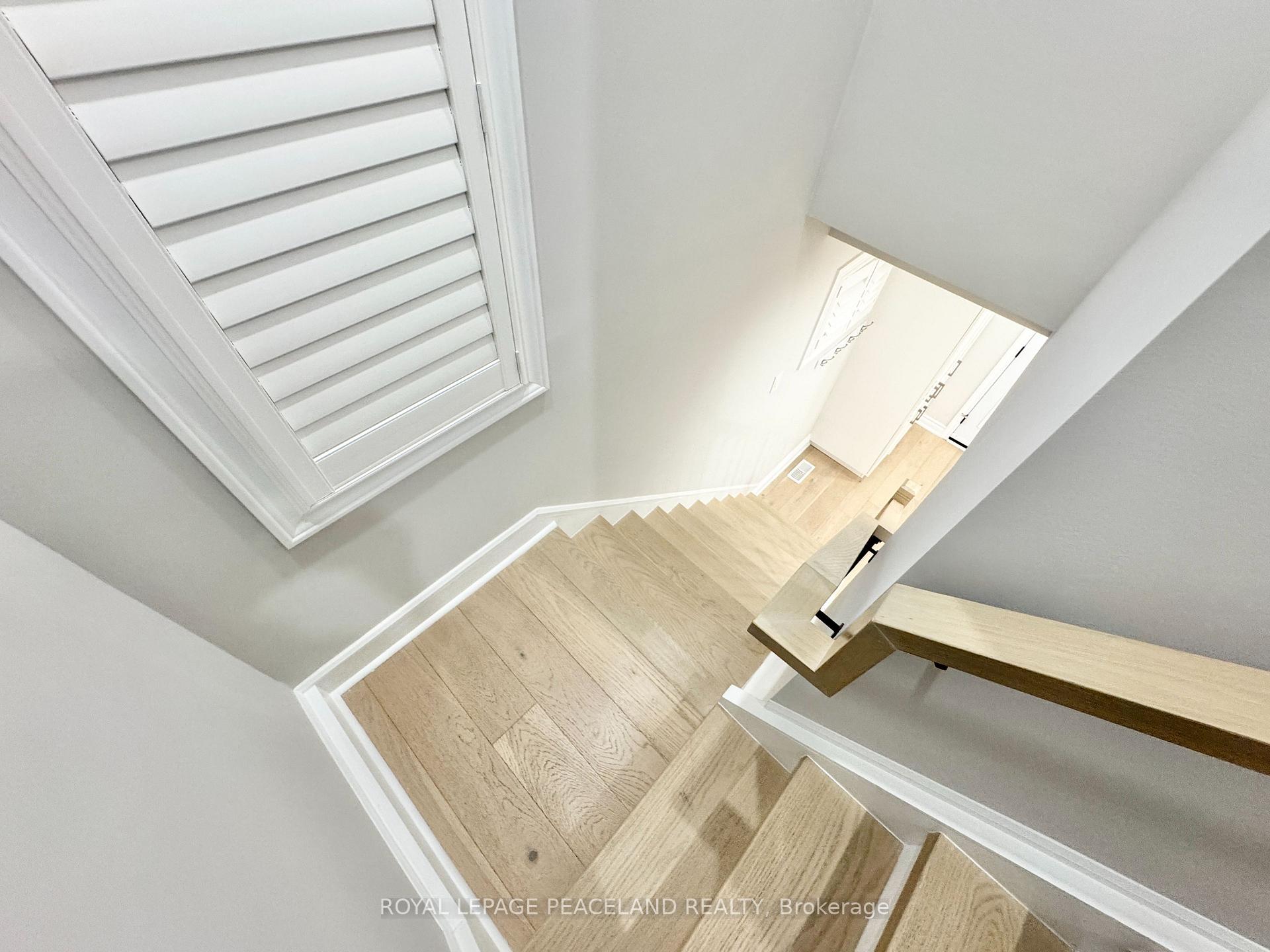 Photo 9 of 47 Chamberlain Avenue, North York, Briar Hill-Belgravia — HOMEH