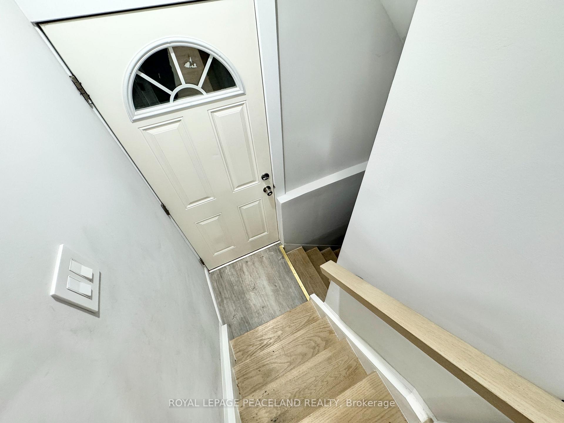Photo 15 of 47 Chamberlain Avenue, North York, Briar Hill-Belgravia — HOMEH