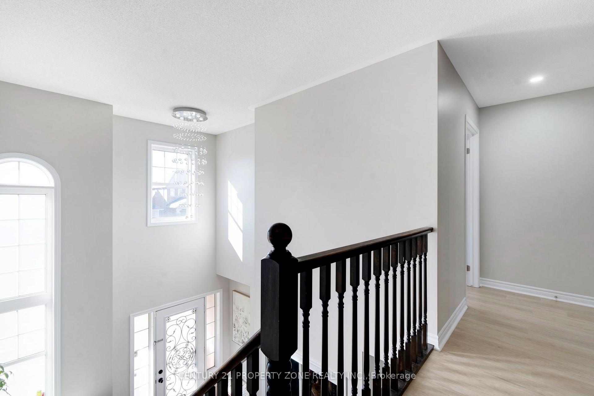 Photo 20 of 31 Agricola Road, Brampton, Northwest Brampton — HOMEH