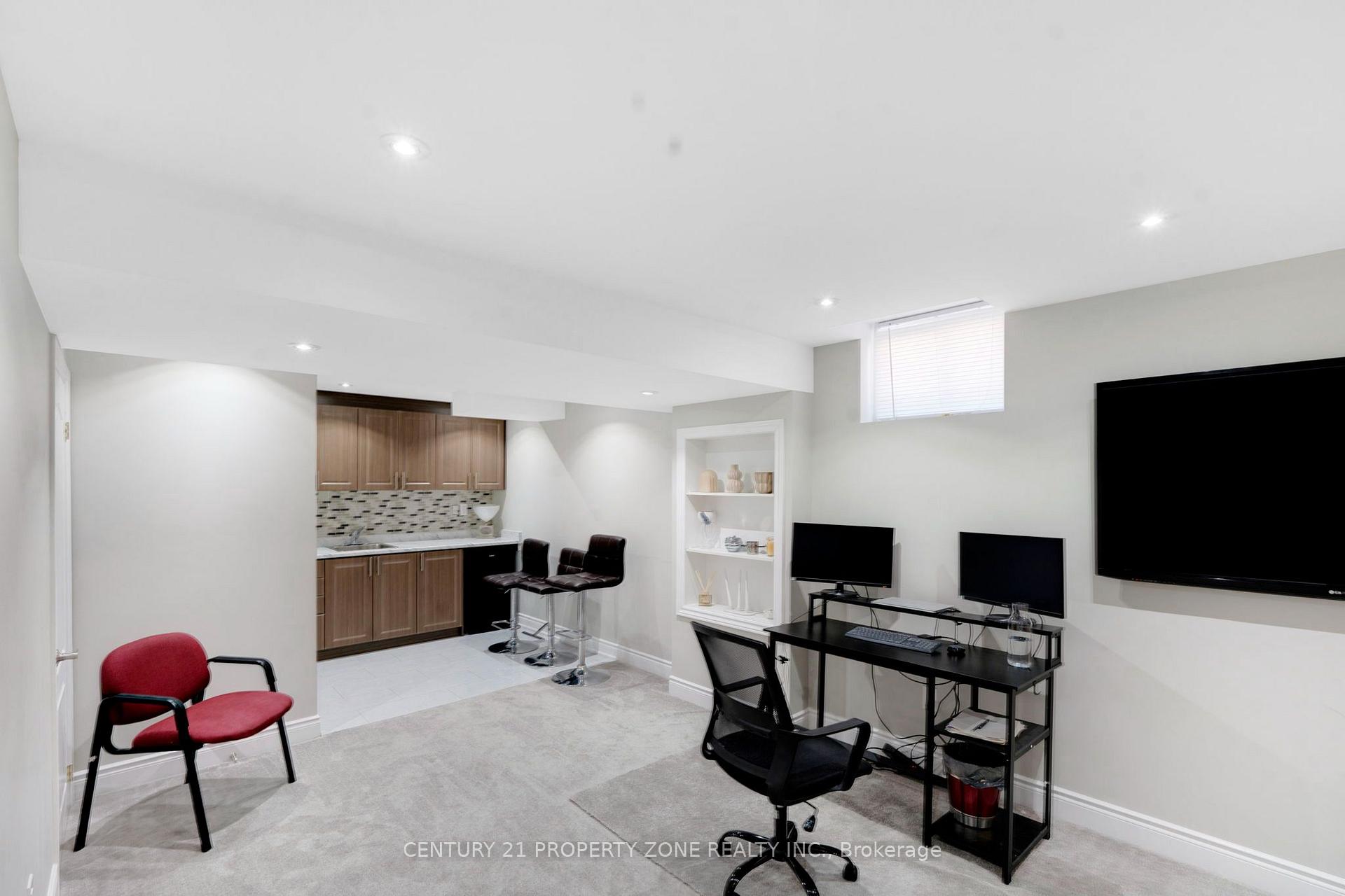 Photo 37 of 31 Agricola Road, Brampton, Northwest Brampton — HOMEH