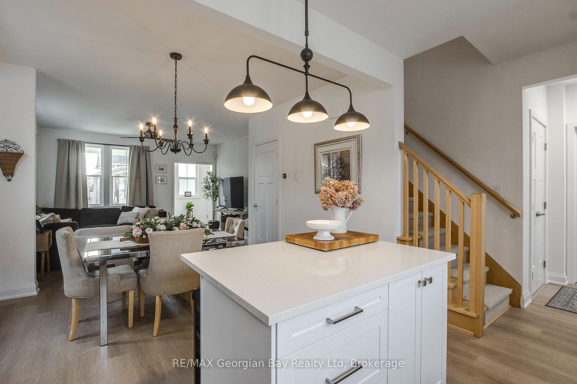 Photo 16 of 16 Danielle Crescent, Midland — HOMEH