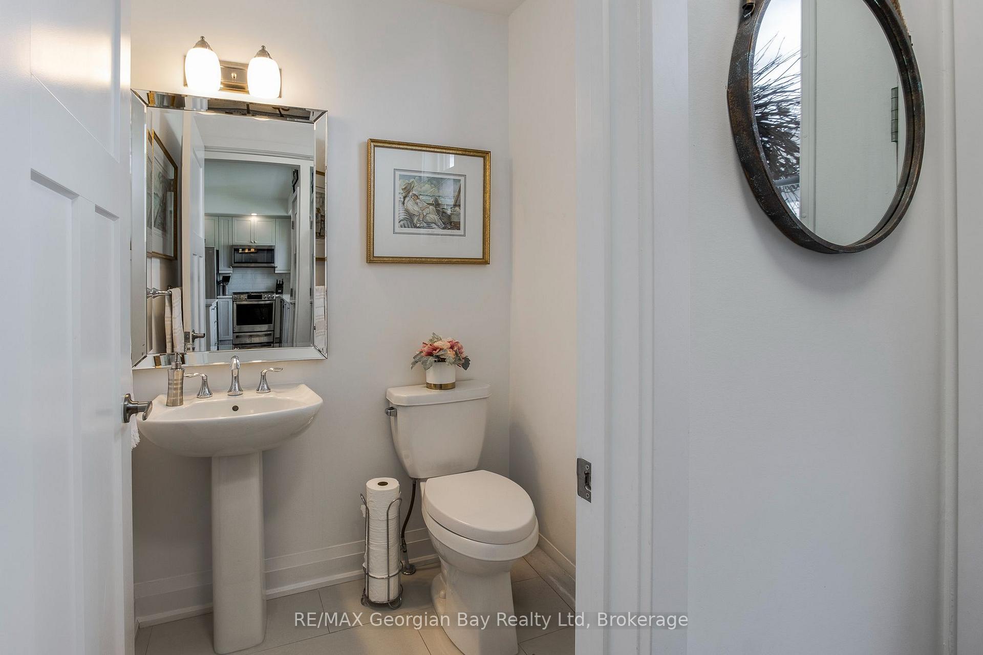 Photo 24 of 16 Danielle Crescent, Midland — HOMEH