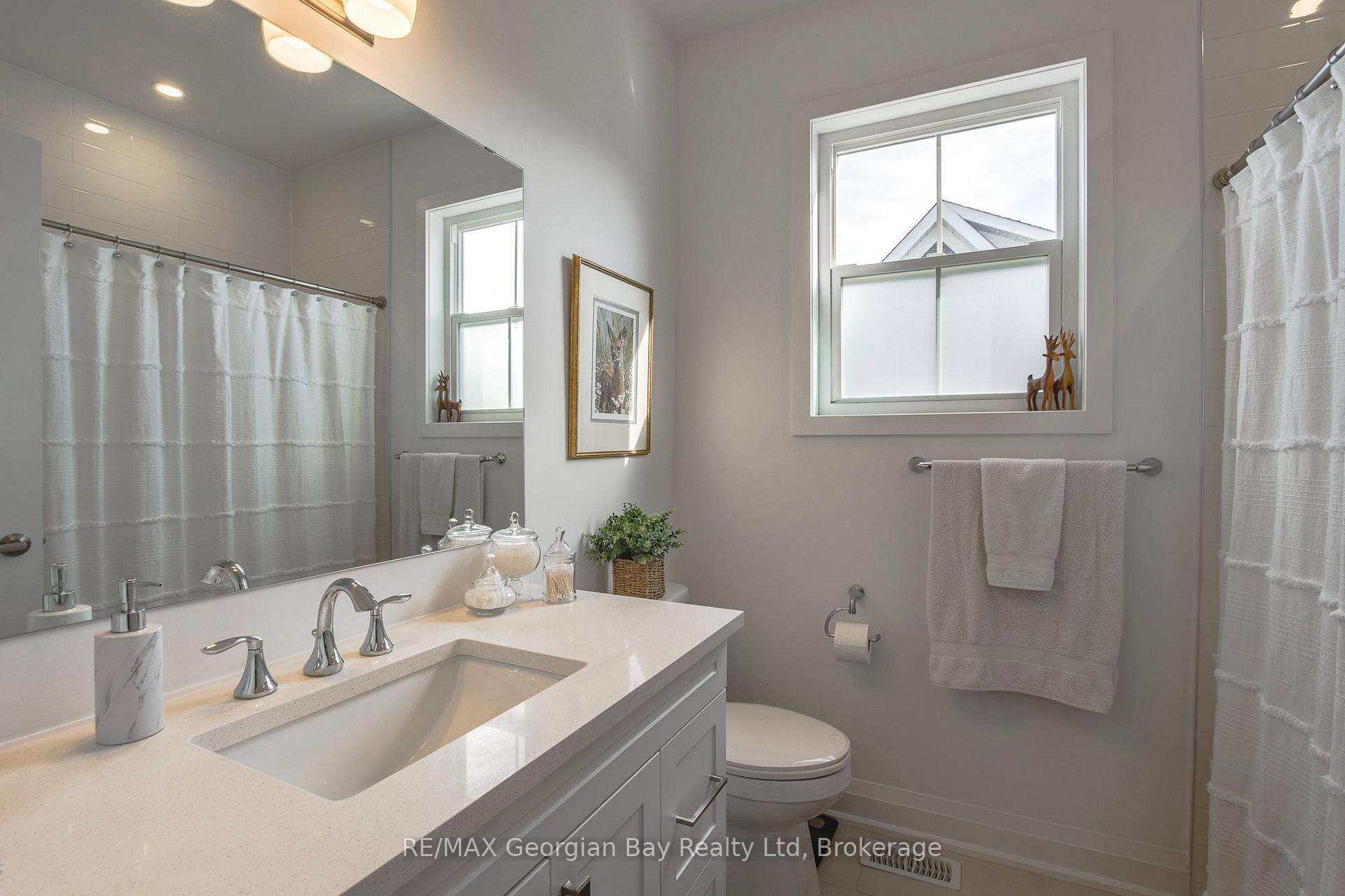 Photo 29 of 16 Danielle Crescent, Midland — HOMEH
