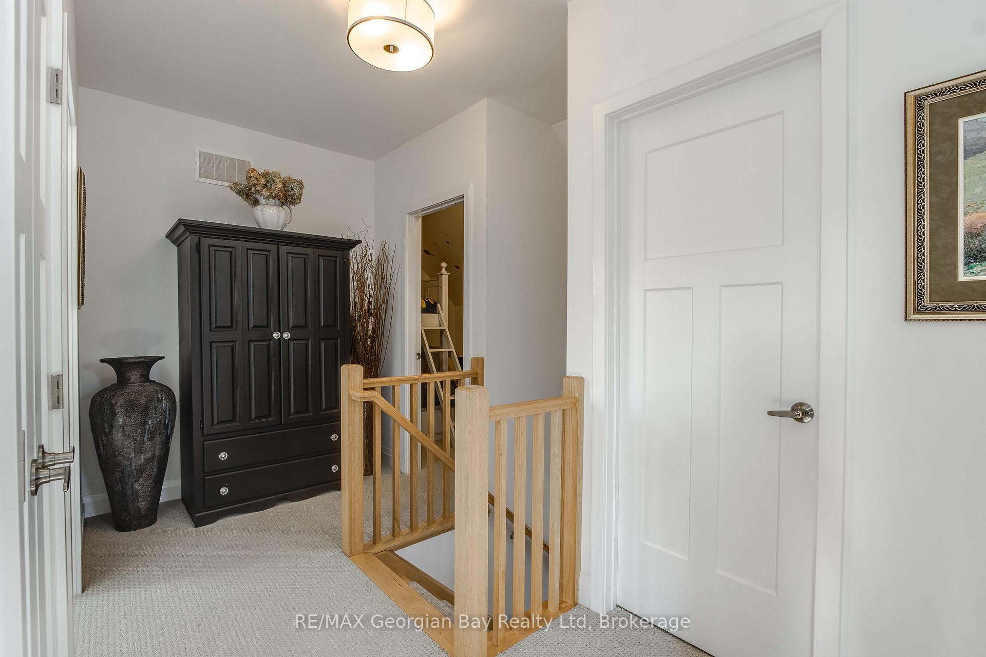 Photo 31 of 16 Danielle Crescent, Midland — HOMEH