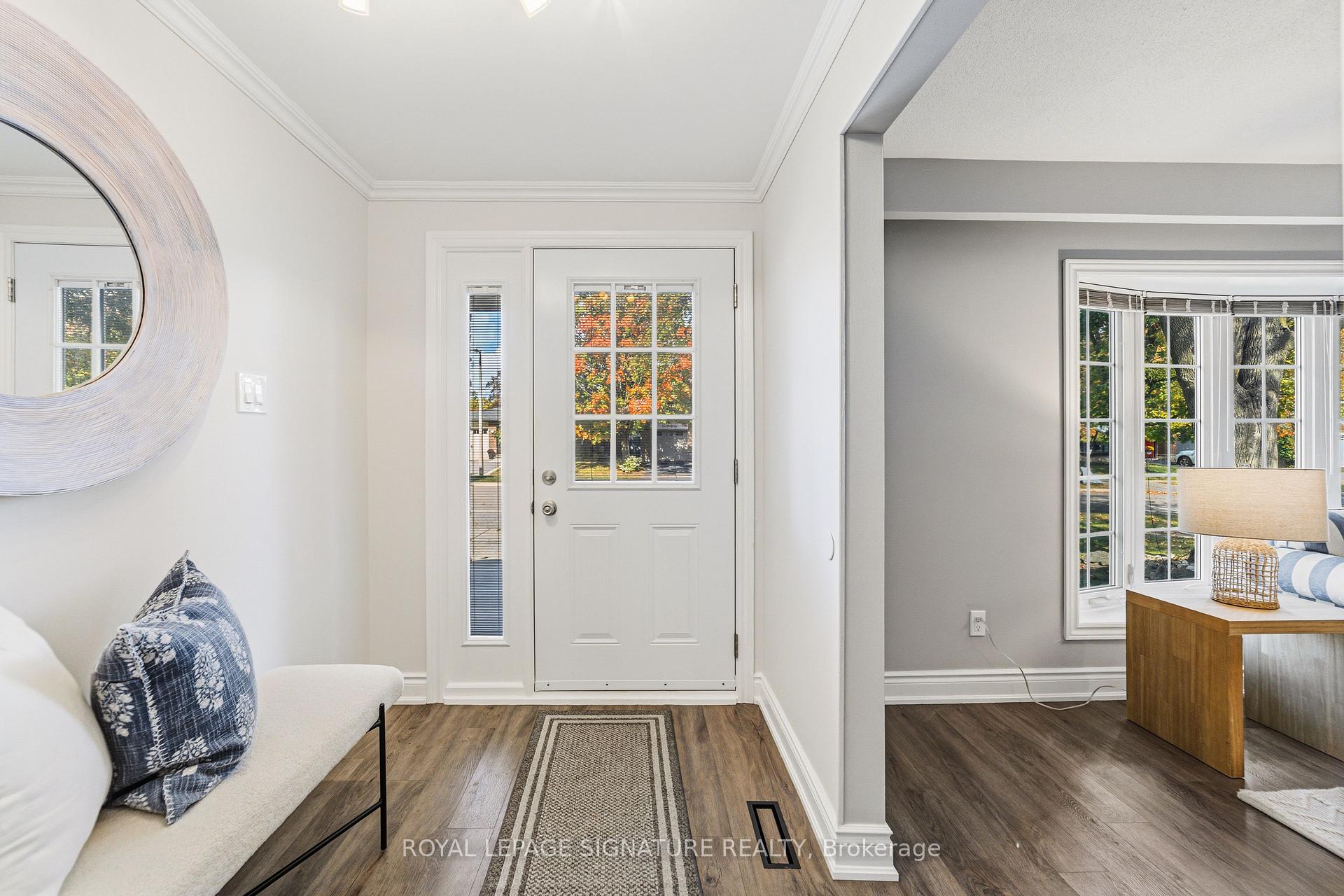 Photo 2 of 220 Chebucto Drive, Oakville, Ford — HOMEH