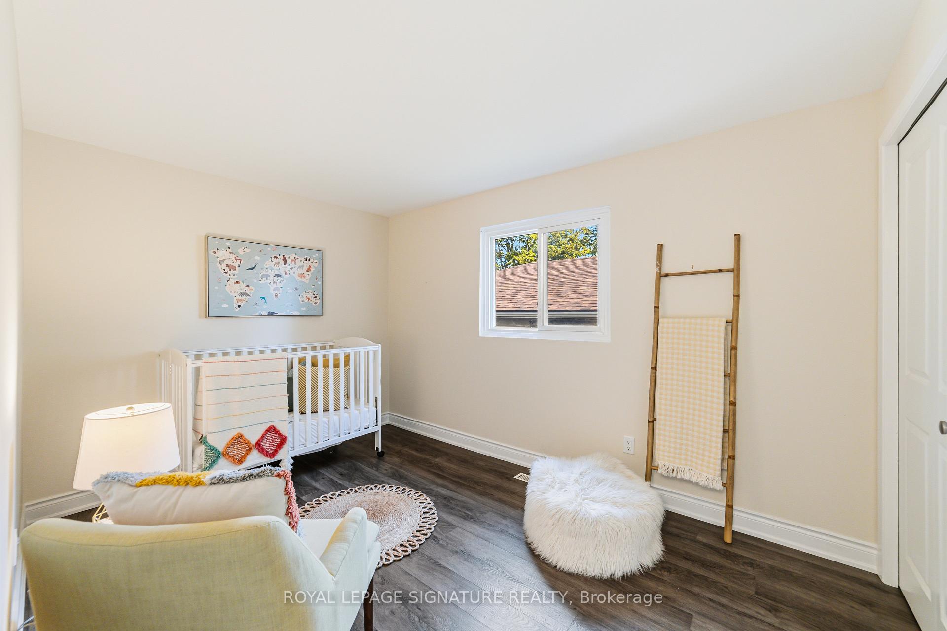 Photo 20 of 220 Chebucto Drive, Oakville, Ford — HOMEH