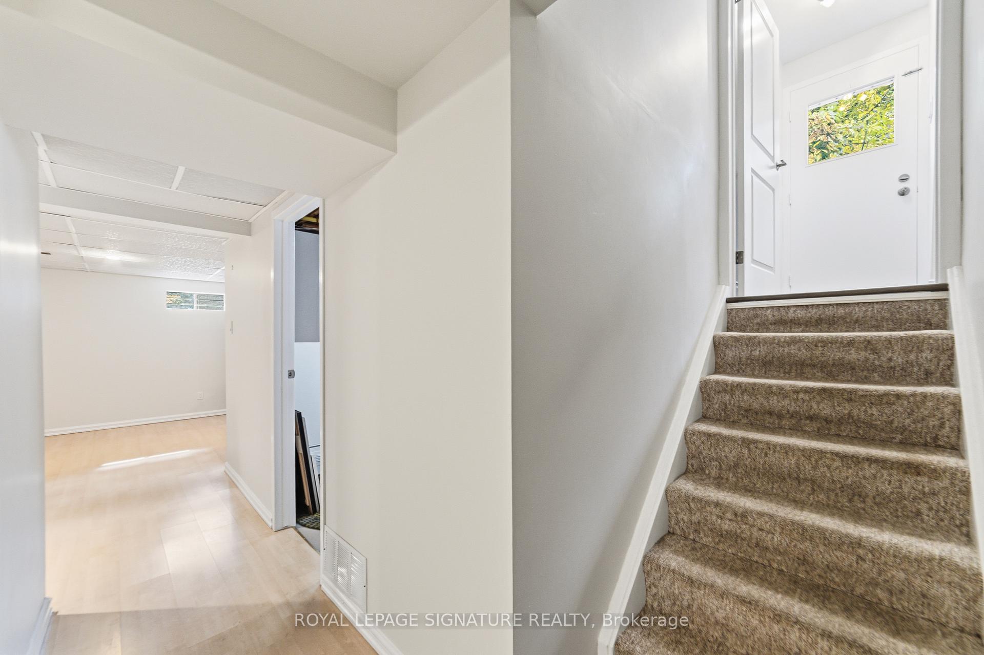 Photo 21 of 220 Chebucto Drive, Oakville, Ford — HOMEH