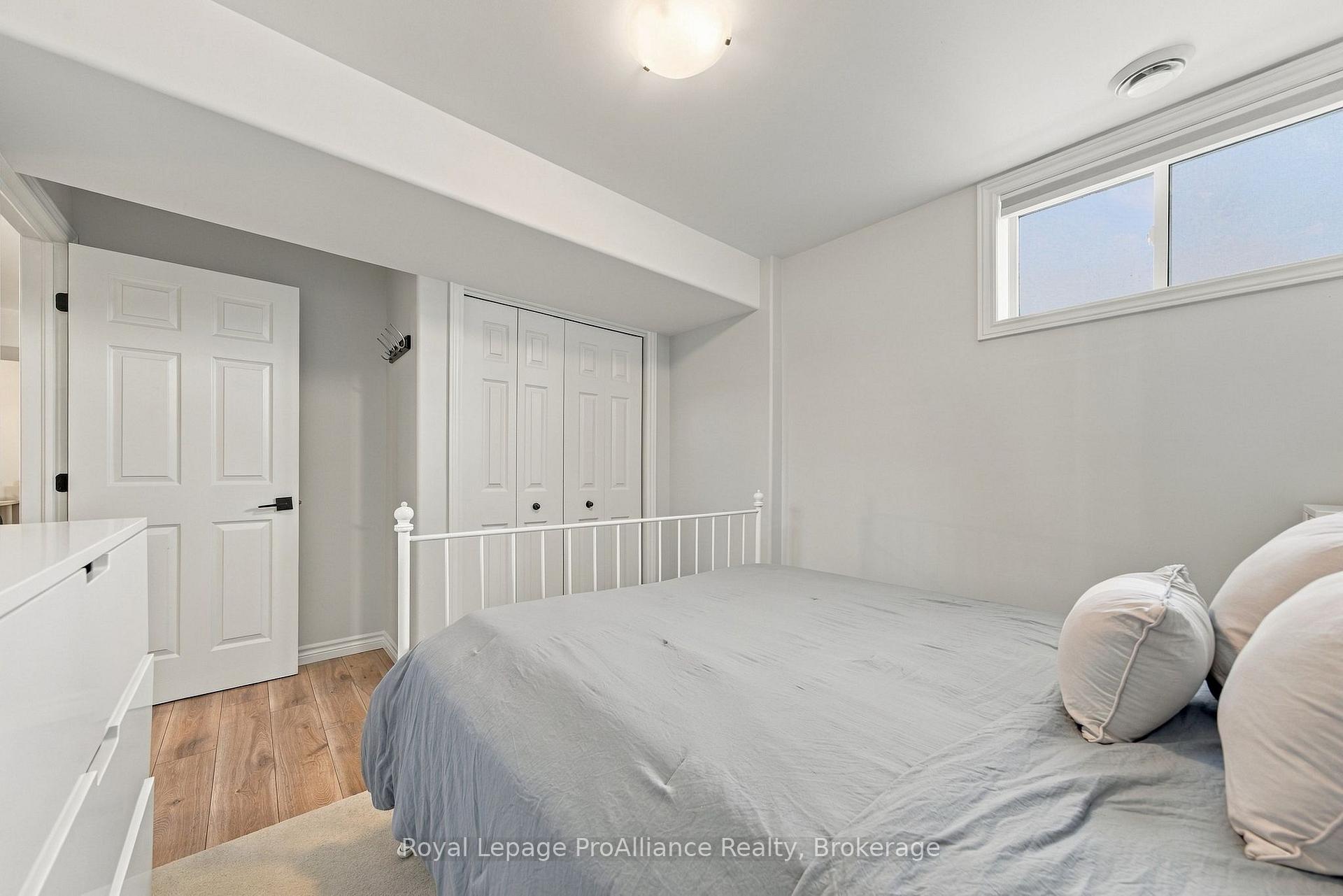 Photo 37 of 18 Covington Crescent, Belleville, Thurlow Ward — HOMEH