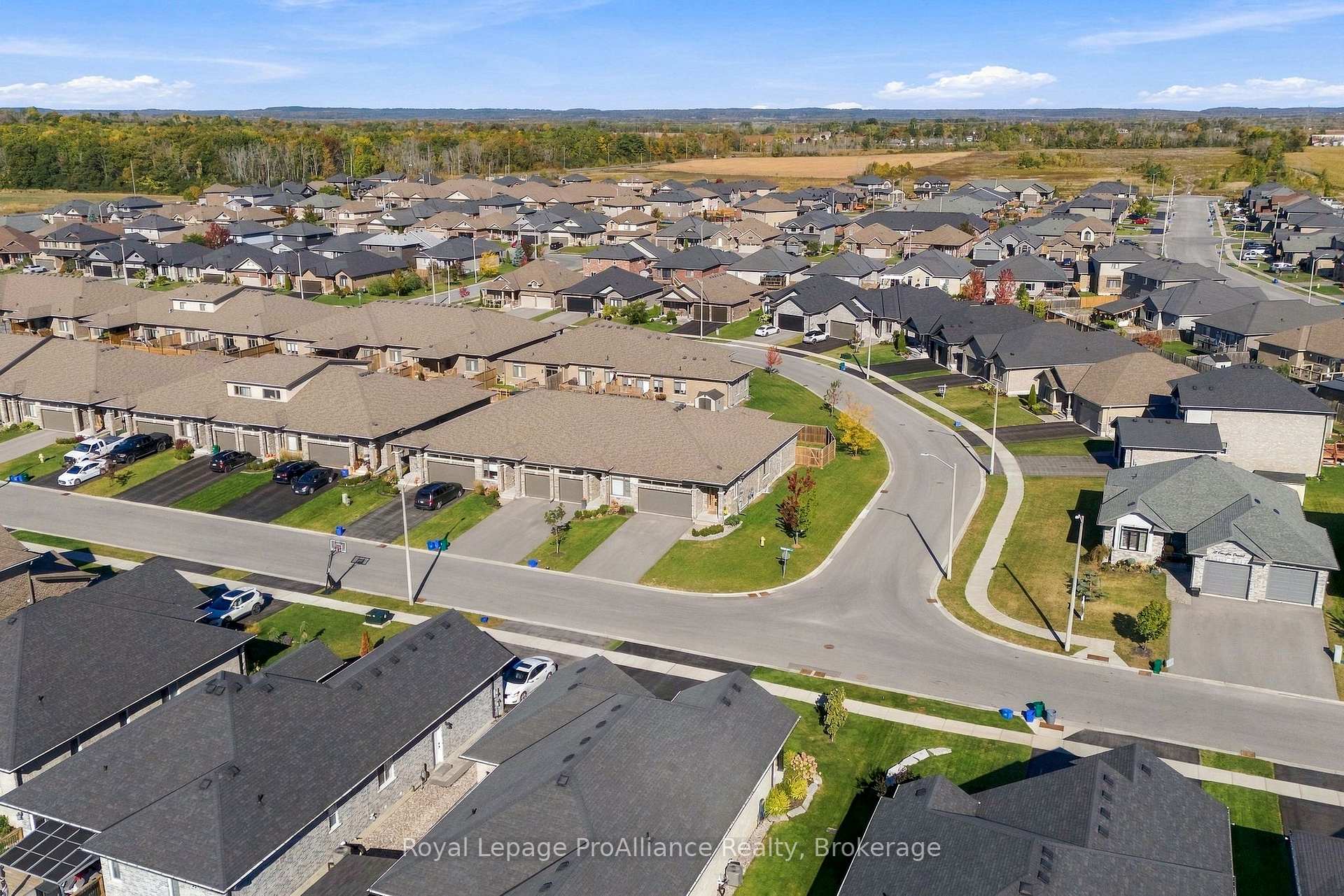 Photo 44 of 18 Covington Crescent, Belleville, Thurlow Ward — HOMEH