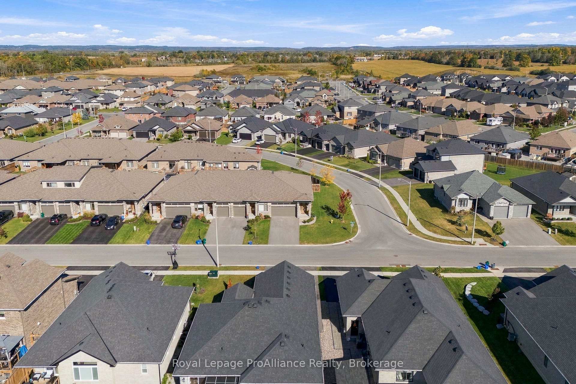 Photo 45 of 18 Covington Crescent, Belleville, Thurlow Ward — HOMEH