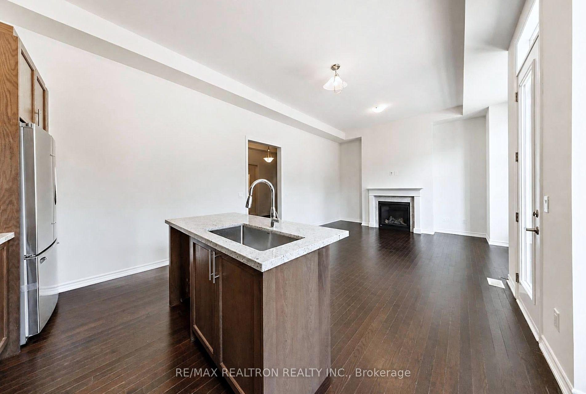 Photo 5 of 1041 Suddard Avenue, Oshawa, Kedron — HOMEH