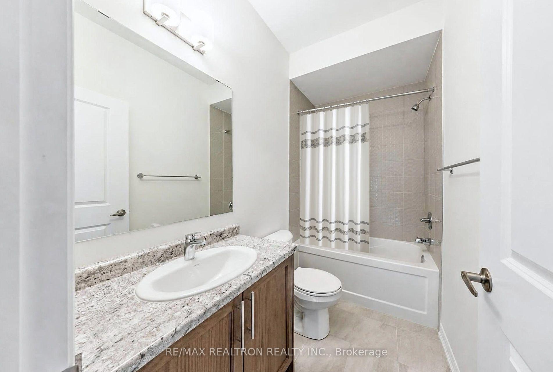 Photo 6 of 1041 Suddard Avenue, Oshawa, Kedron — HOMEH