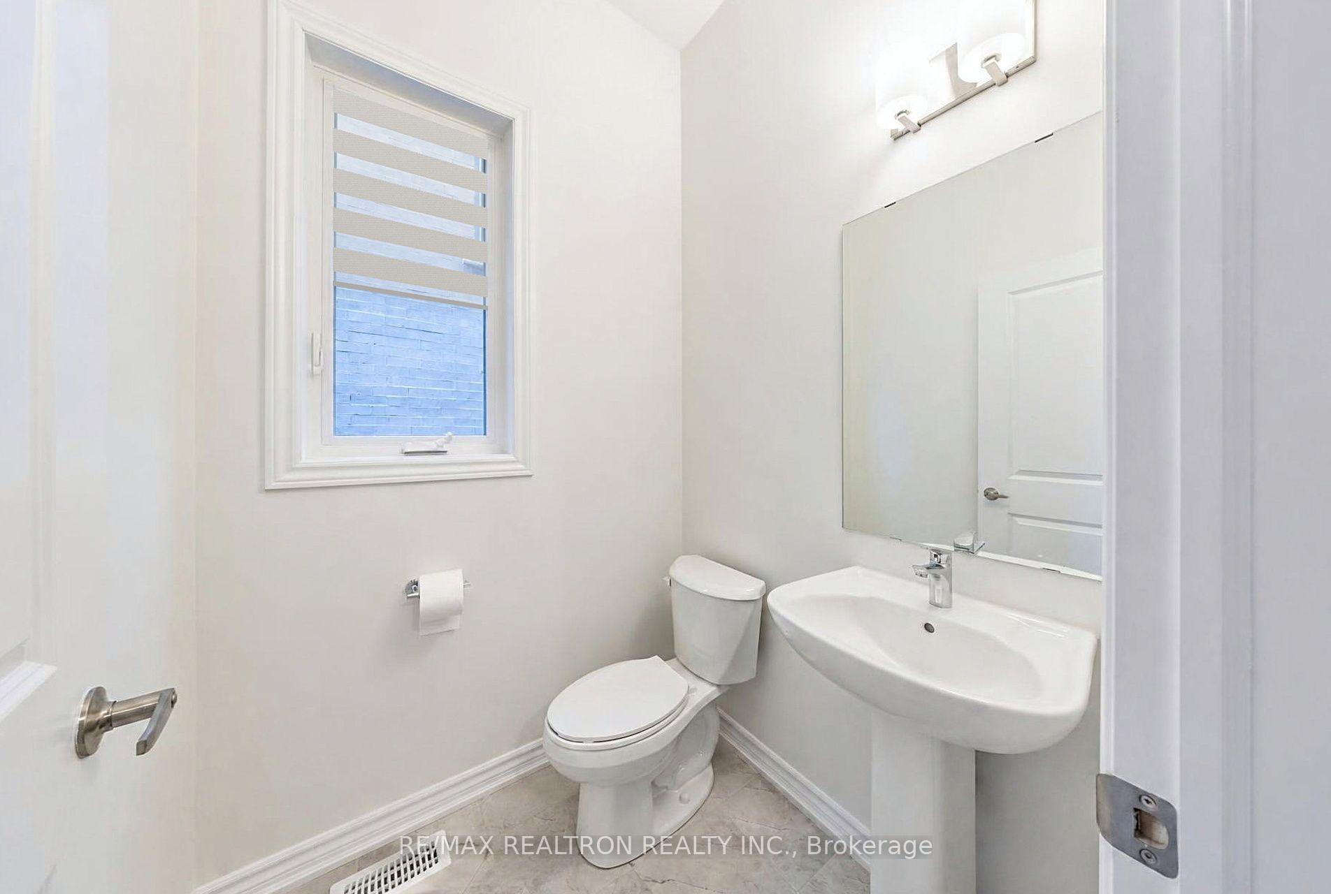 Photo 10 of 1041 Suddard Avenue, Oshawa, Kedron — HOMEH