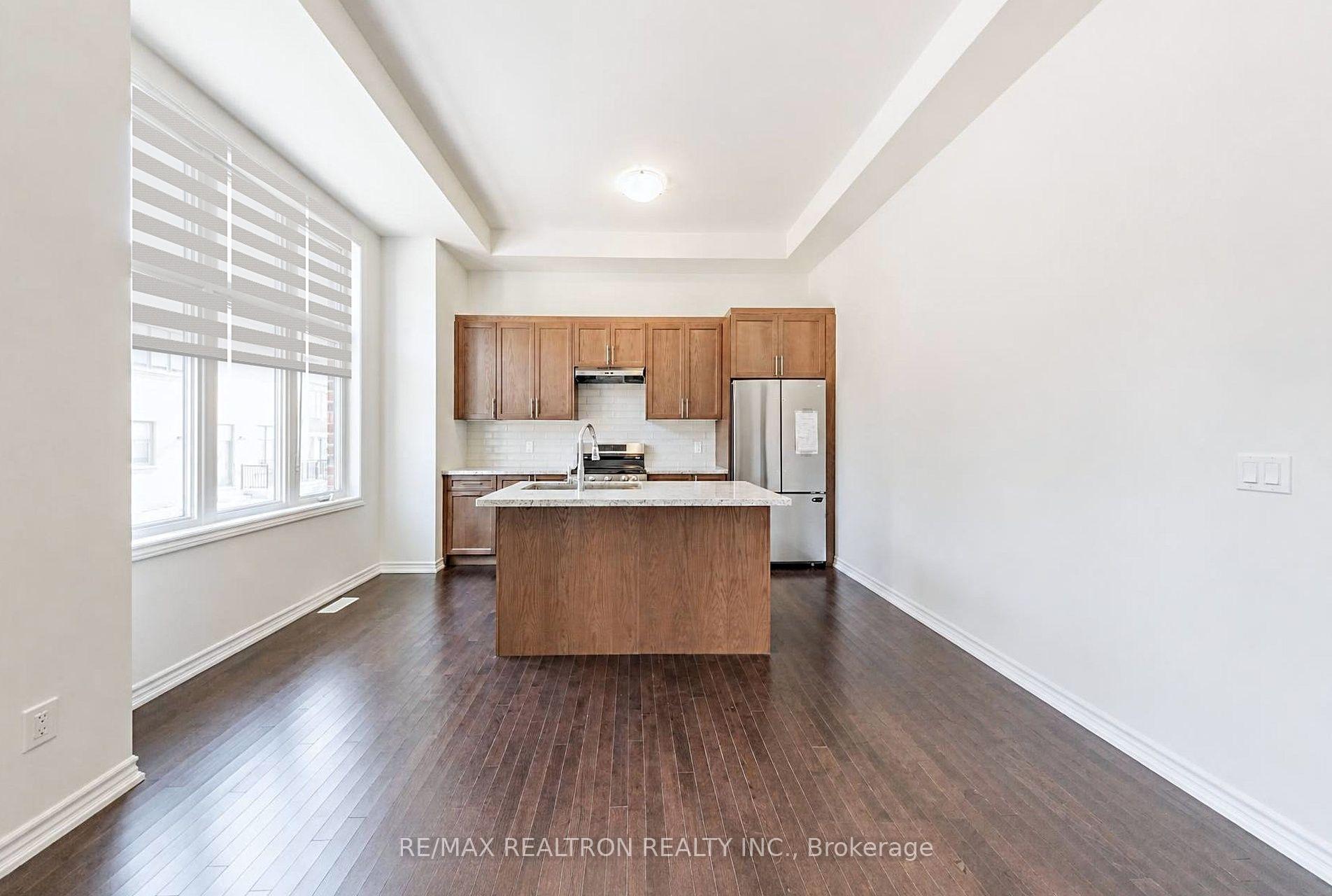 Photo 14 of 1041 Suddard Avenue, Oshawa, Kedron — HOMEH