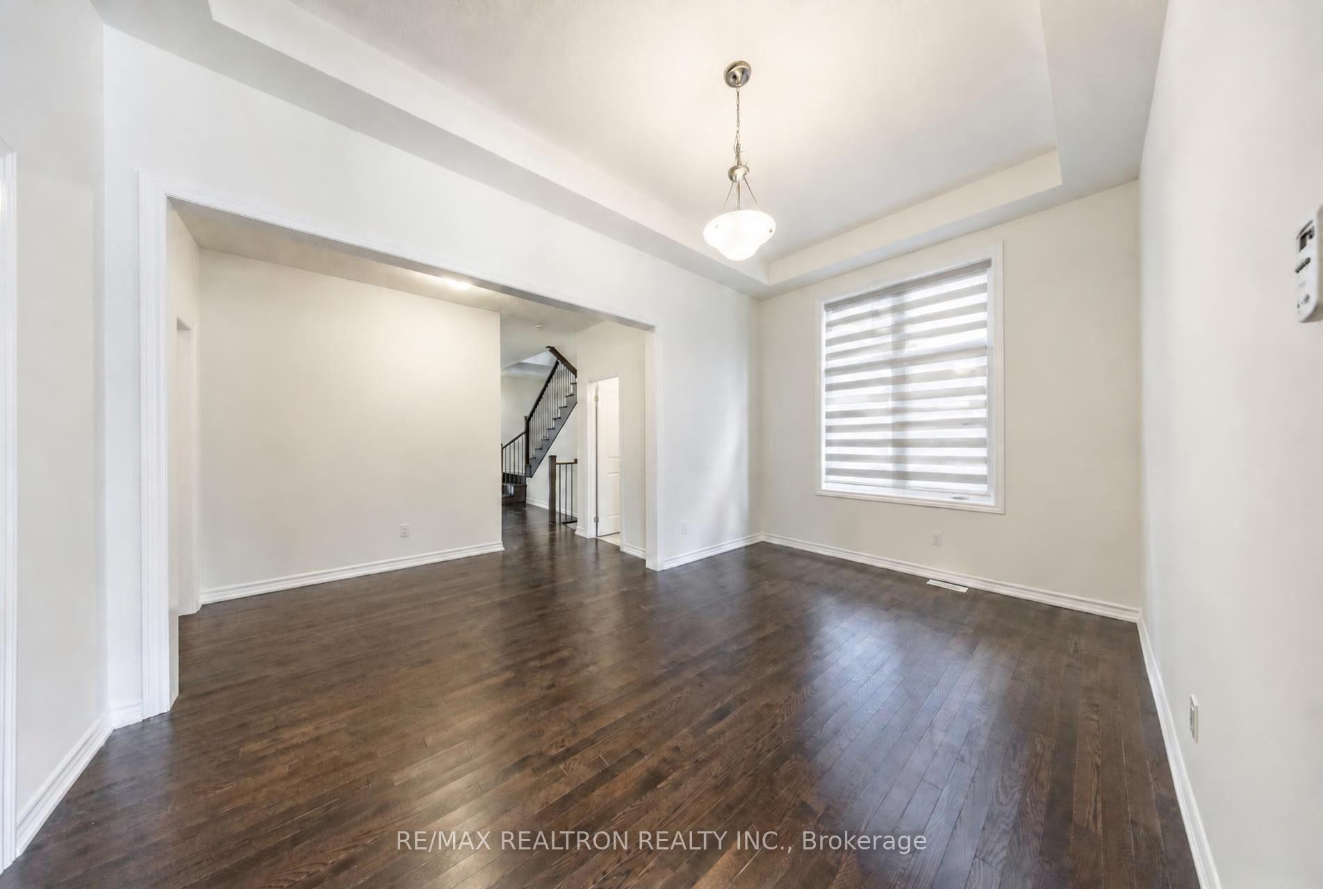 Photo 4 of 1041 Suddard Avenue, Oshawa, Kedron — HOMEH