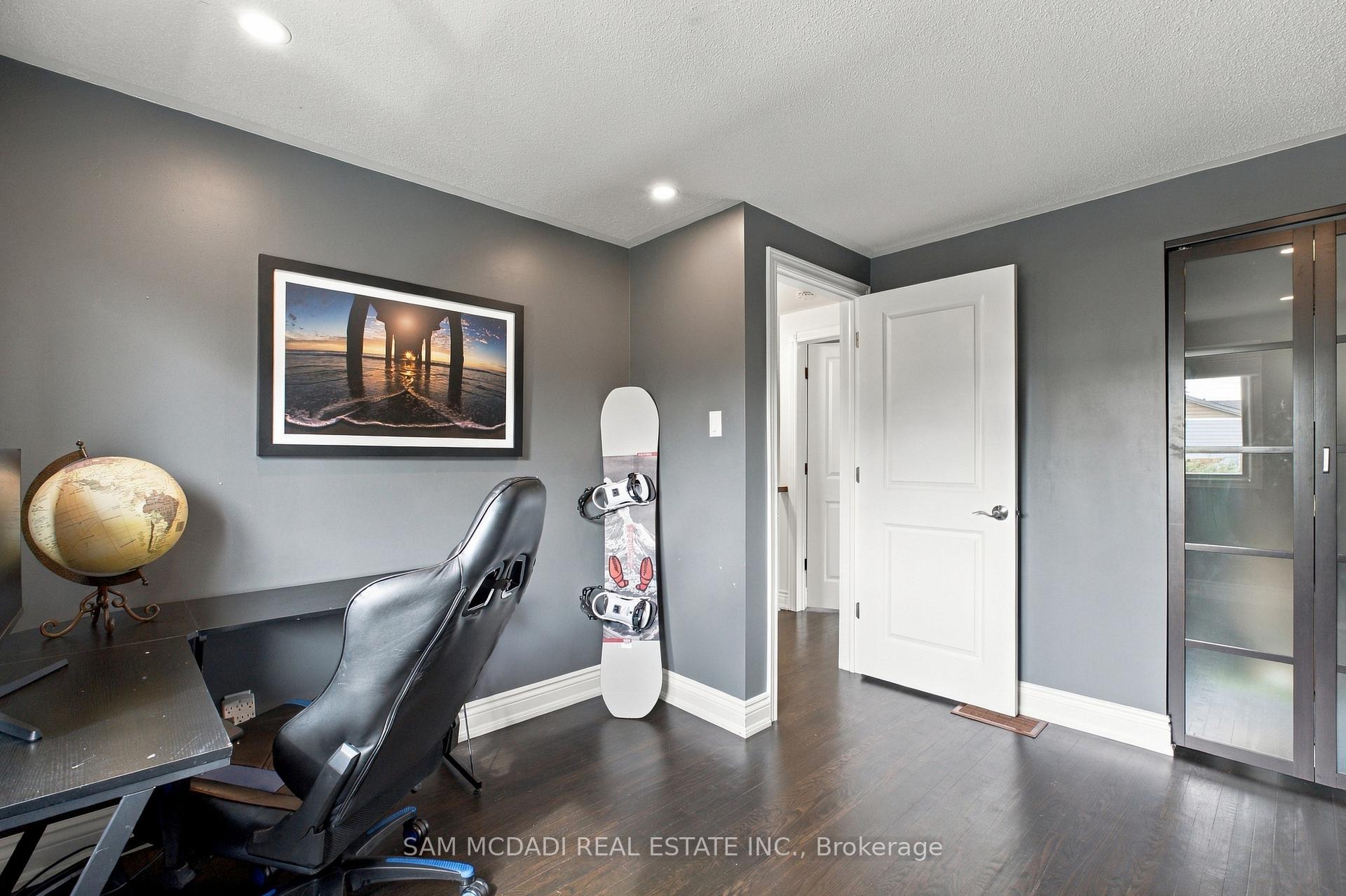 Photo 23 of 2528 Frankfield Road, Mississauga, Sheridan — HOMEH