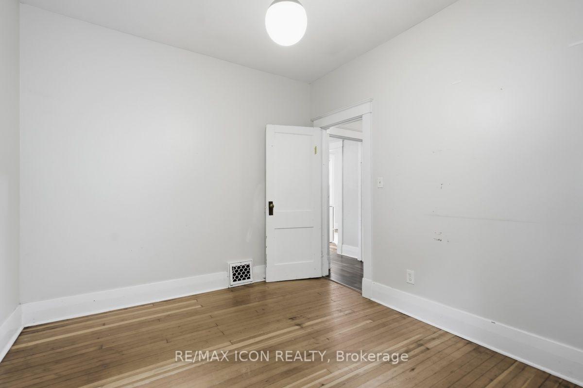 Photo 17 of 31 Mount Pleasant Avenue, London, North N — HOMEH