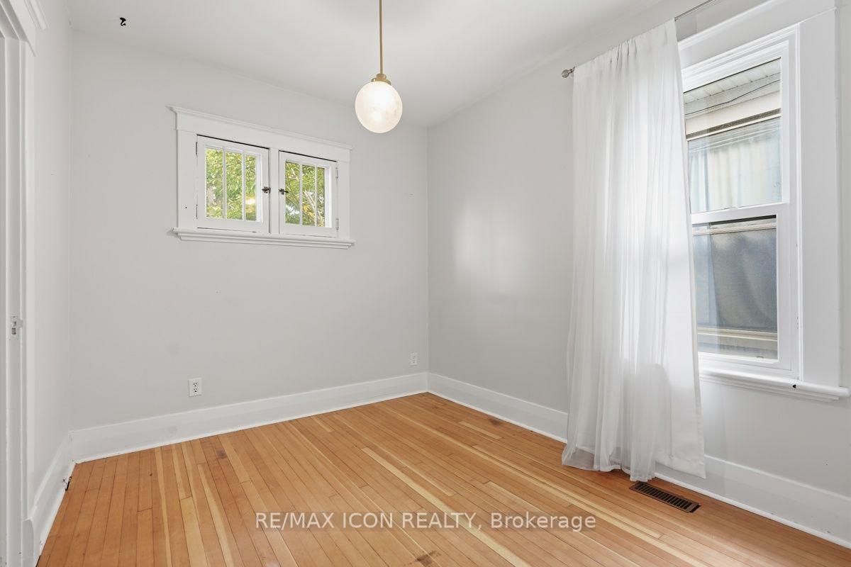 Photo 18 of 31 Mount Pleasant Avenue, London, North N — HOMEH