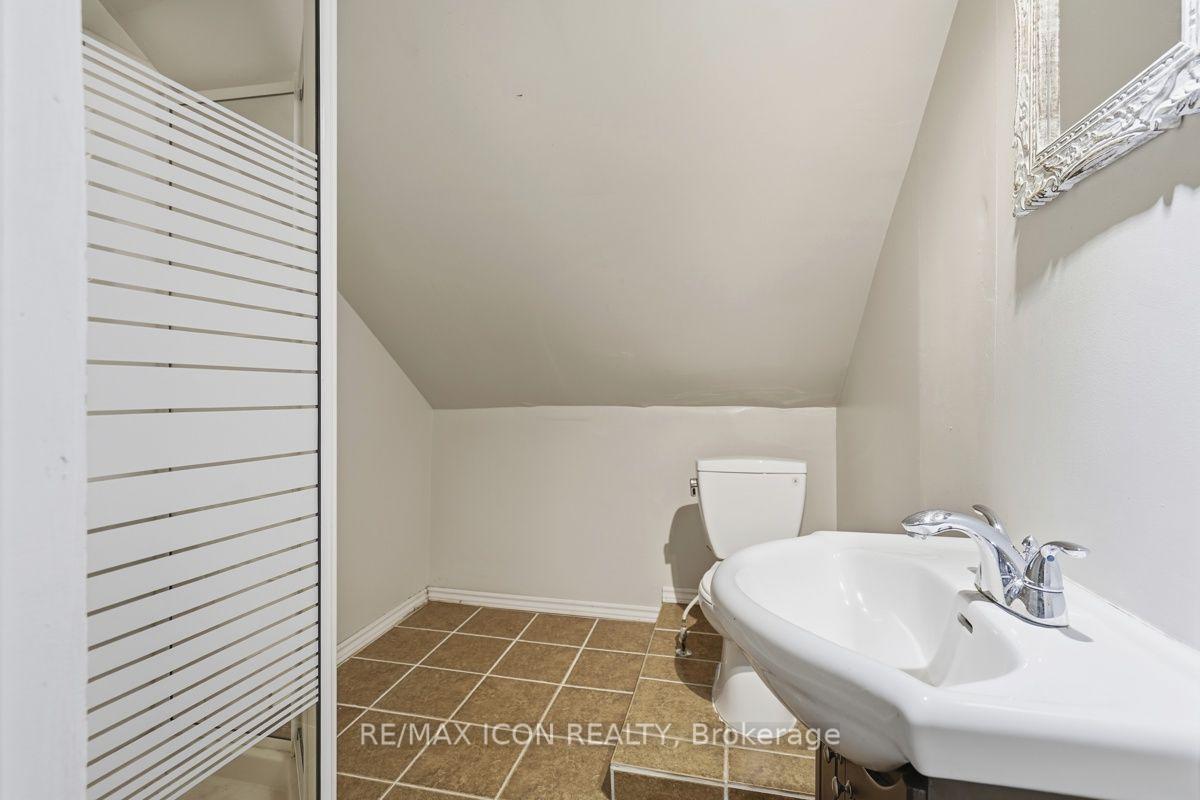 Photo 30 of 31 Mount Pleasant Avenue, London, North N — HOMEH