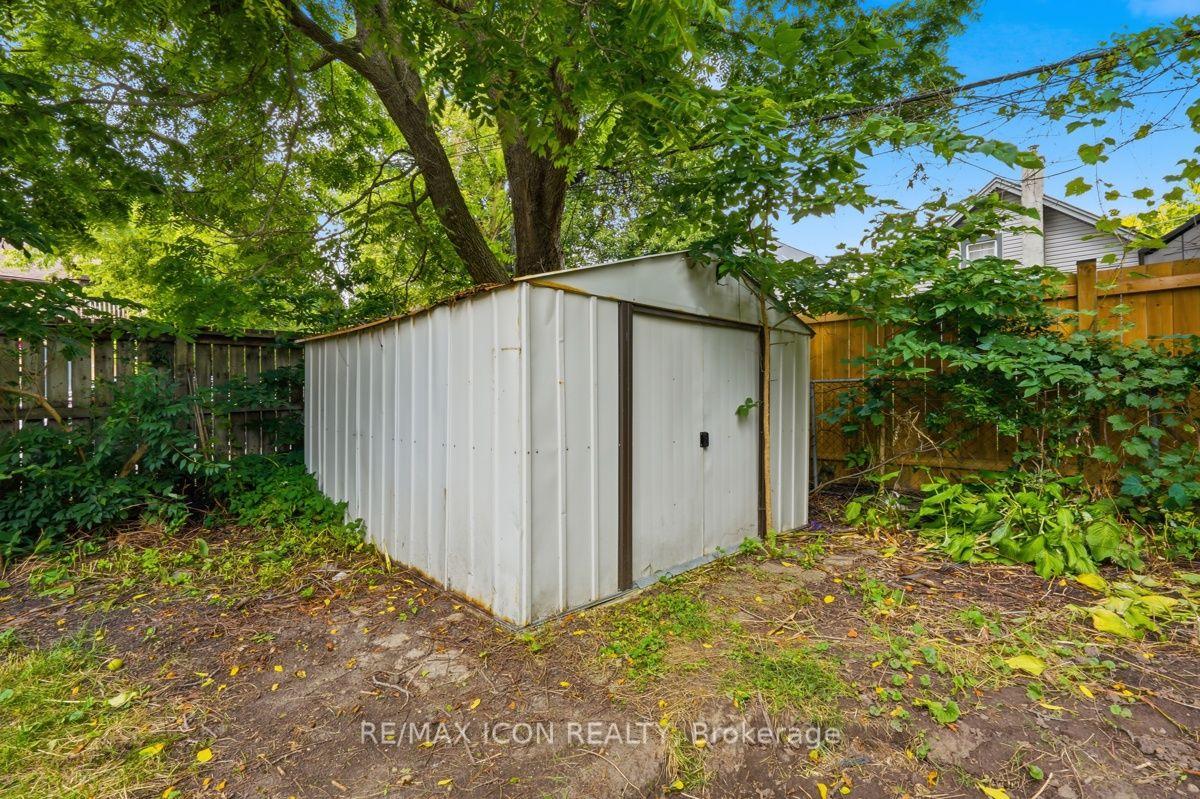 Photo 40 of 31 Mount Pleasant Avenue, London, North N — HOMEH