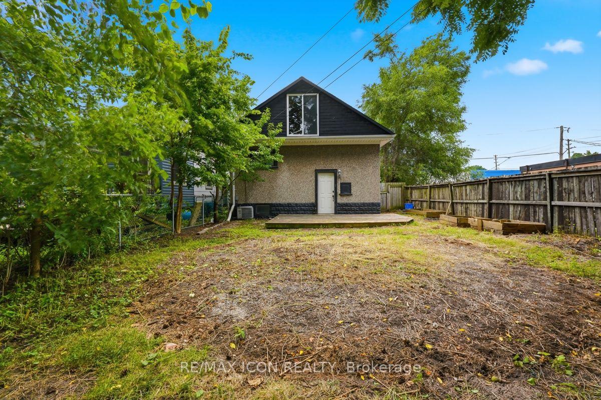 Photo 41 of 31 Mount Pleasant Avenue, London, North N — HOMEH