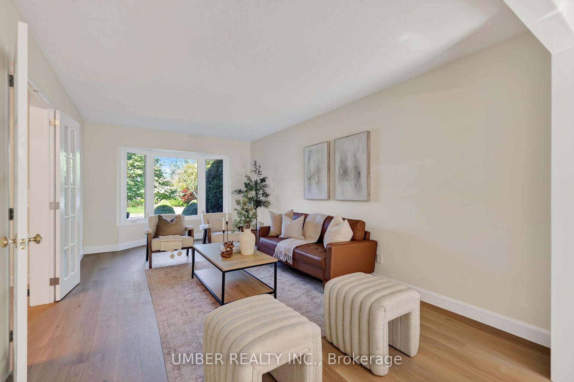 Photo 8 of 120 Hawk Crescent, Ottawa, Hunt Club/Western Community — HOMEH