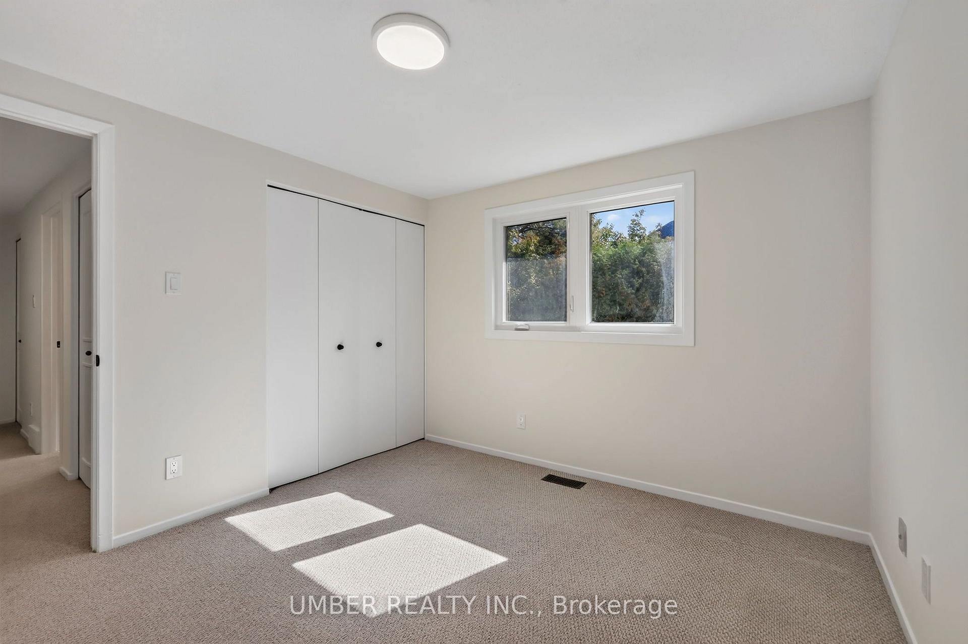 Photo 32 of 120 Hawk Crescent, Ottawa, Hunt Club/Western Community — HOMEH
