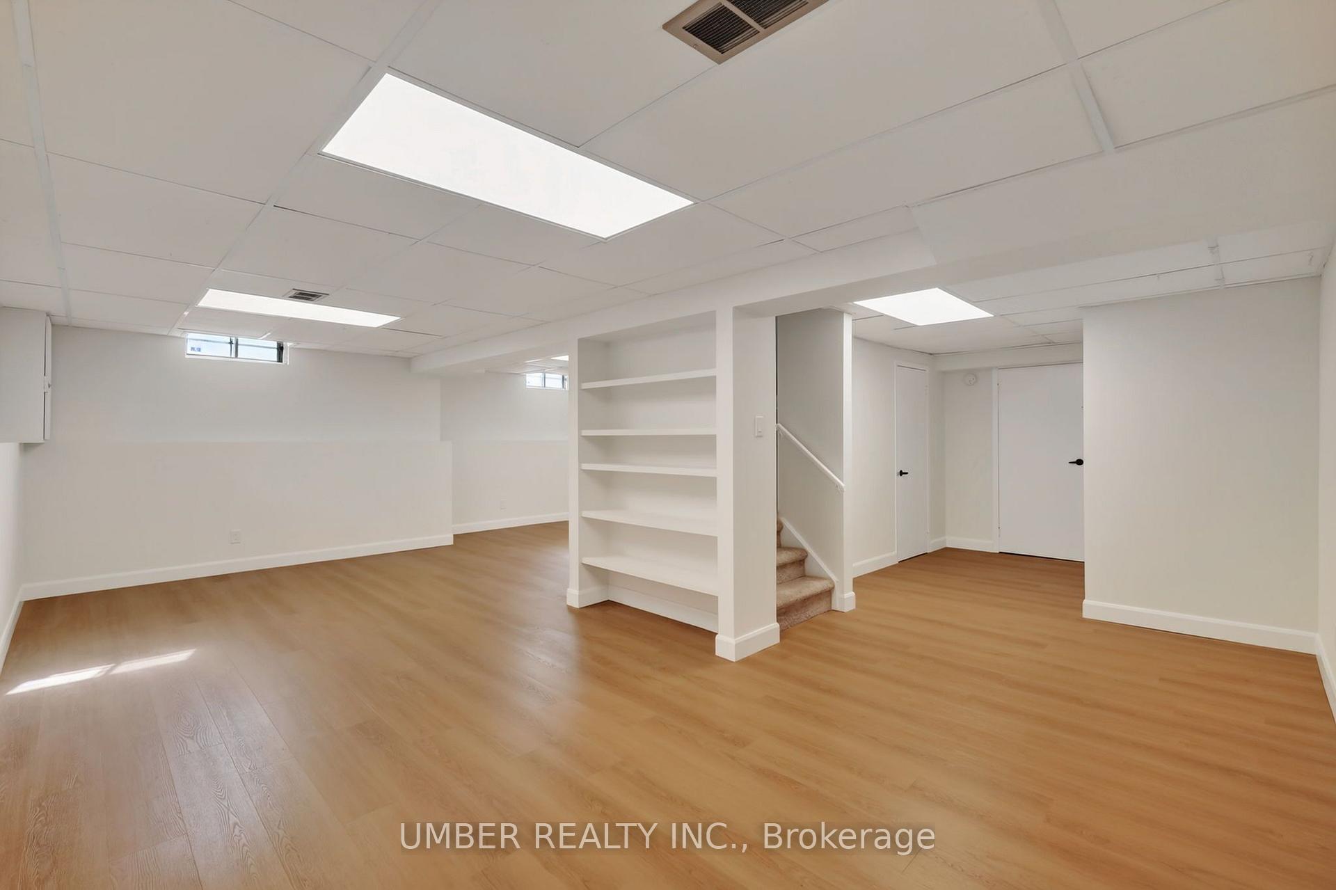 Photo 41 of 120 Hawk Crescent, Ottawa, Hunt Club/Western Community — HOMEH