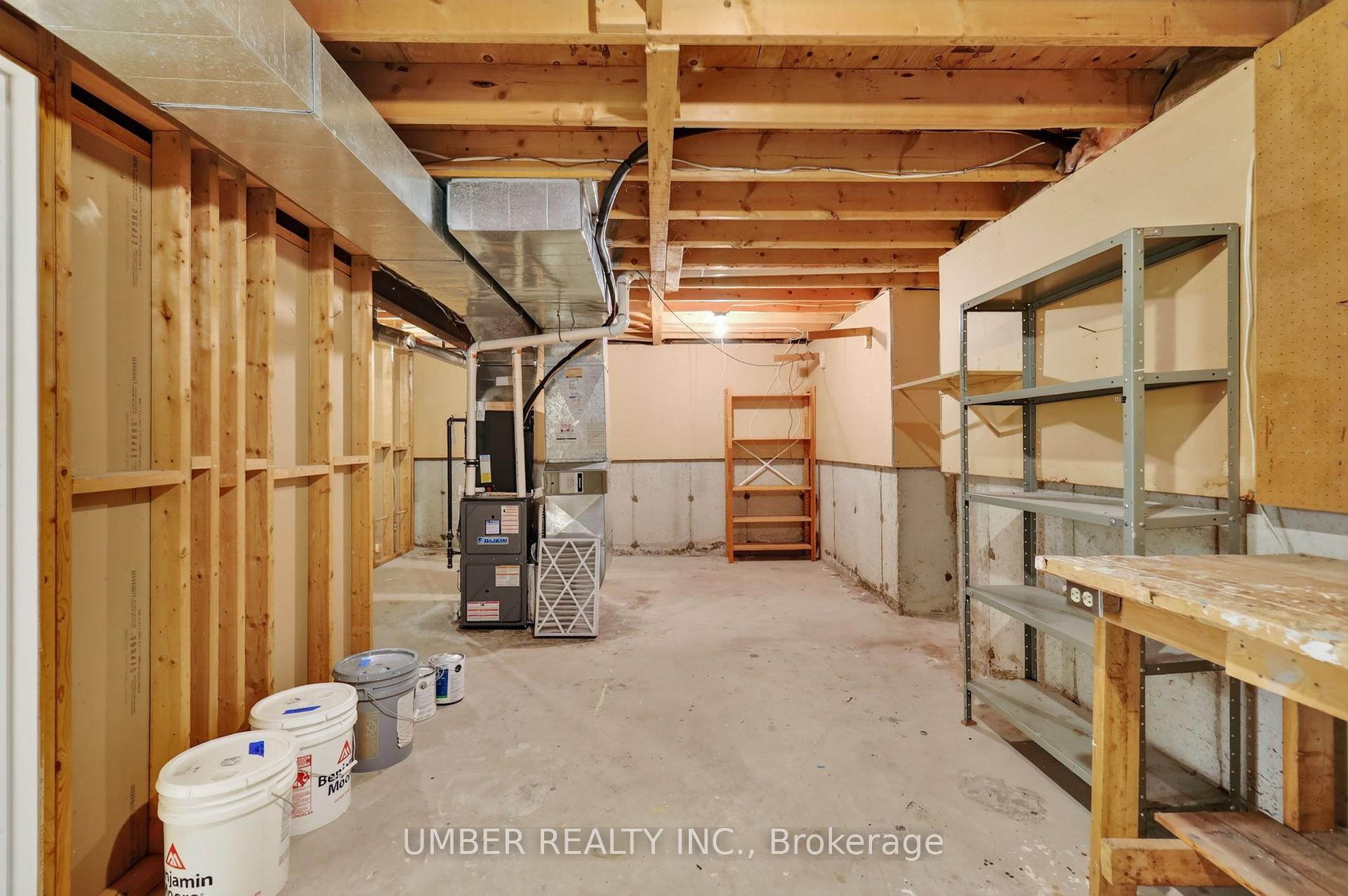 Photo 44 of 120 Hawk Crescent, Ottawa, Hunt Club/Western Community — HOMEH
