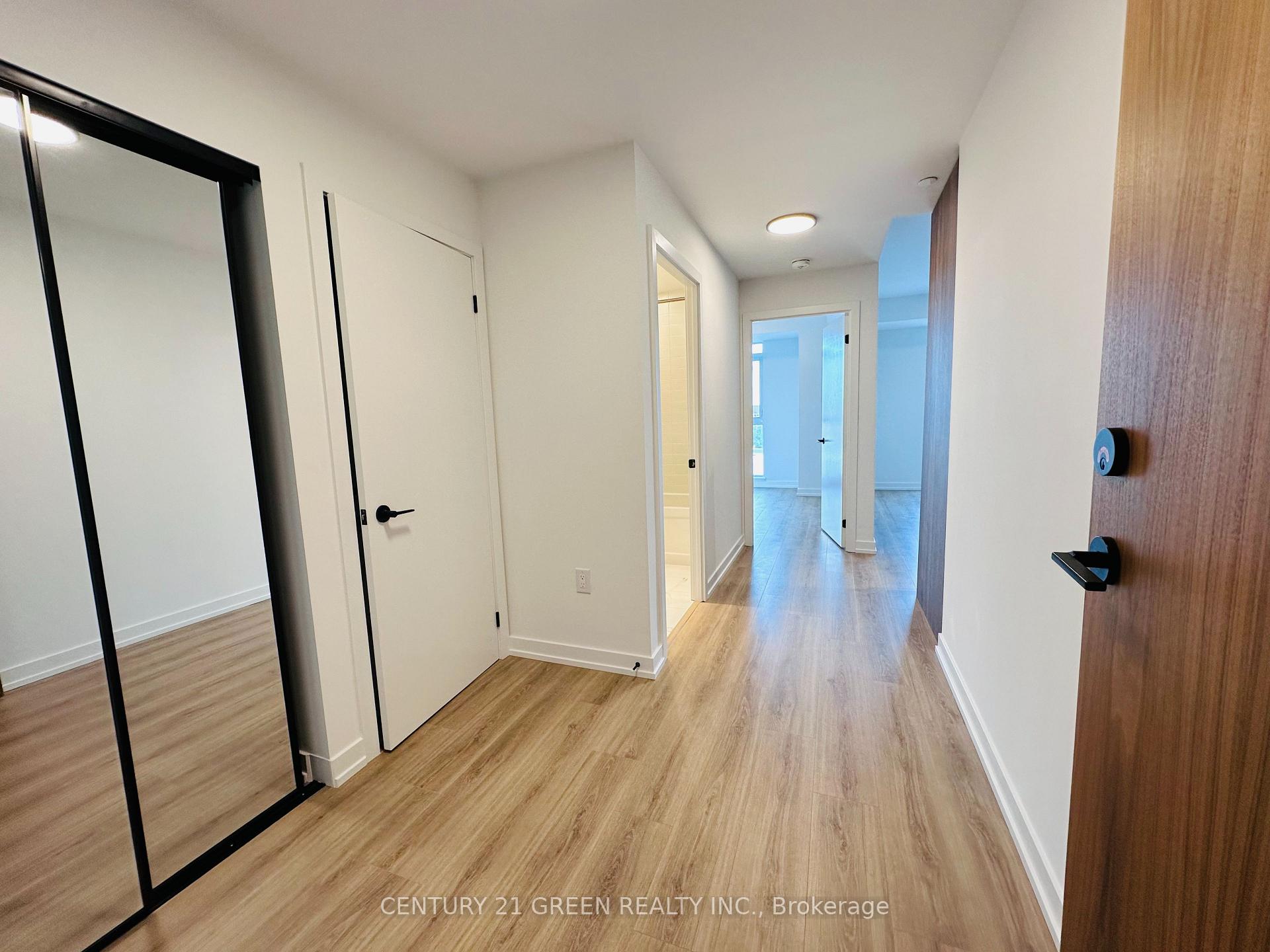 Photo 3 of Unit 503, 10 Lagerfeld Drive, Brampton, Northwest Brampton — HOMEH