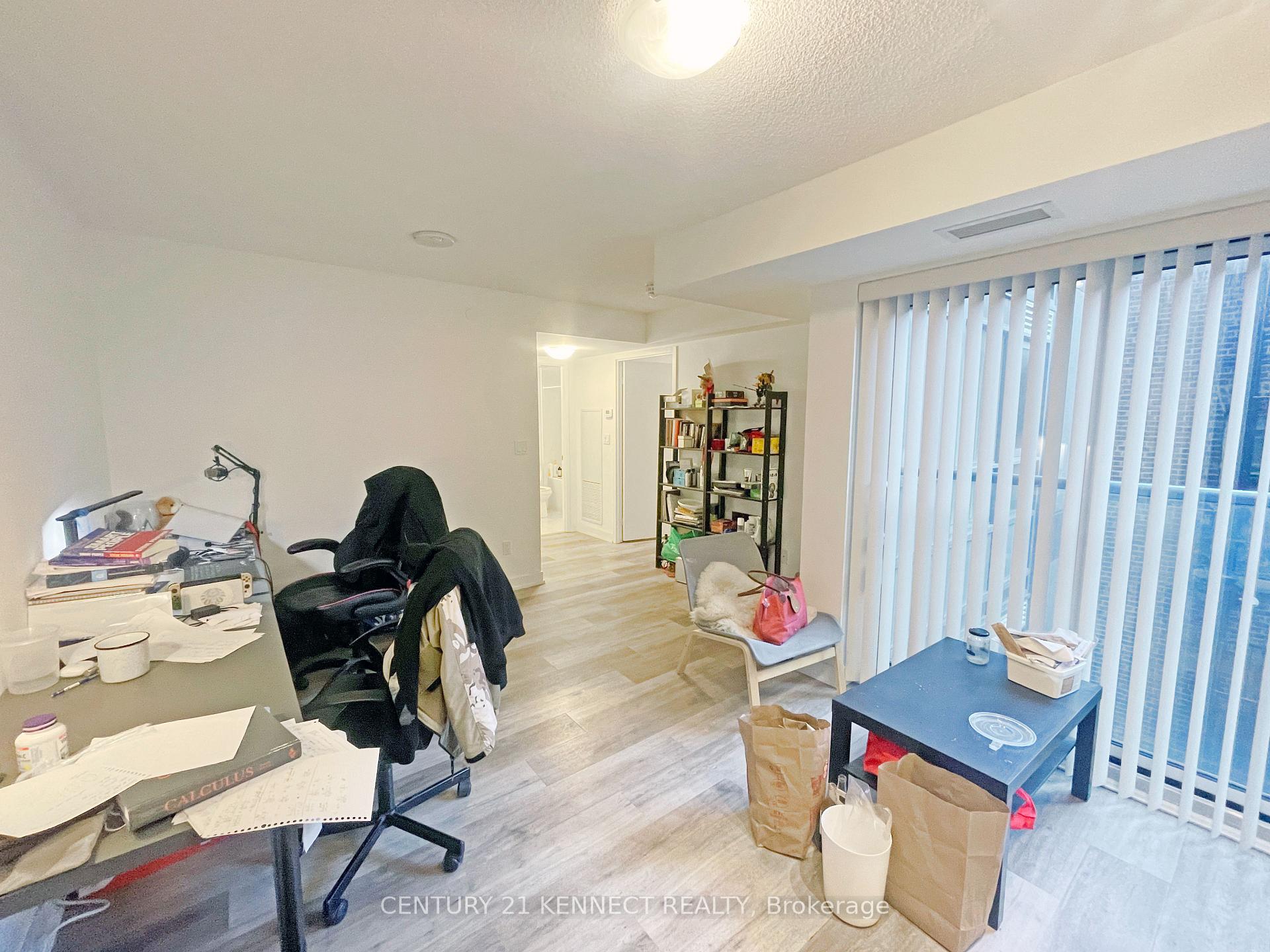 Photo 5 of Unit 502R, 231 College Street, Toronto, Kensington-Chinatown — HOMEH