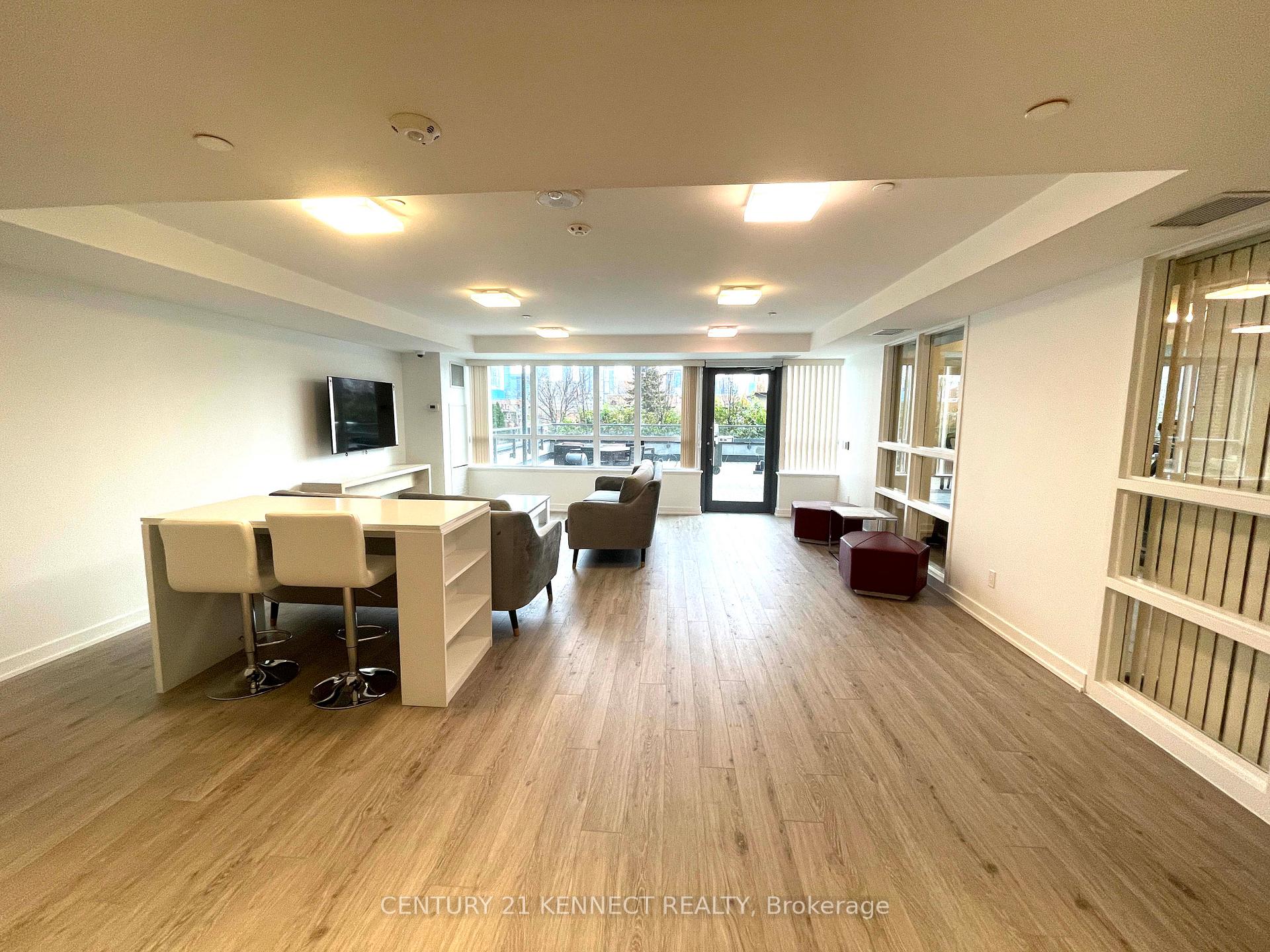 Photo 18 of Unit 502R, 231 College Street, Toronto, Kensington-Chinatown — HOMEH